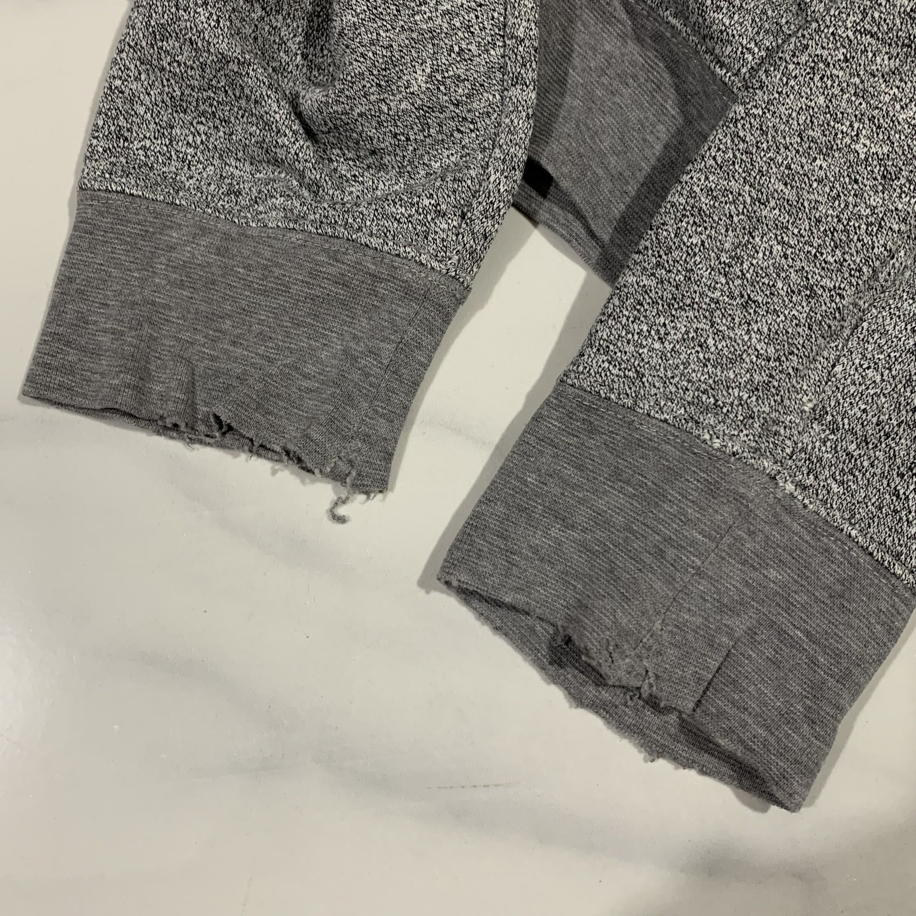J. Press J. Press Sweatshirt Crewneck Size US S / EU 44-46 / 1 - 7 Thumbnail