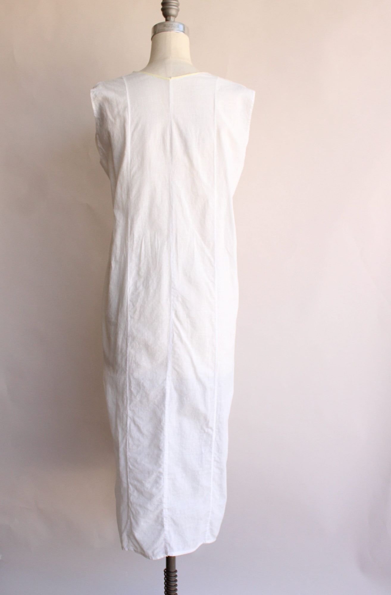 Vintage Vintage 1910s 1920s Nightgown, Volup Size Antique White Cott Size ONE SIZE - 10 Thumbnail