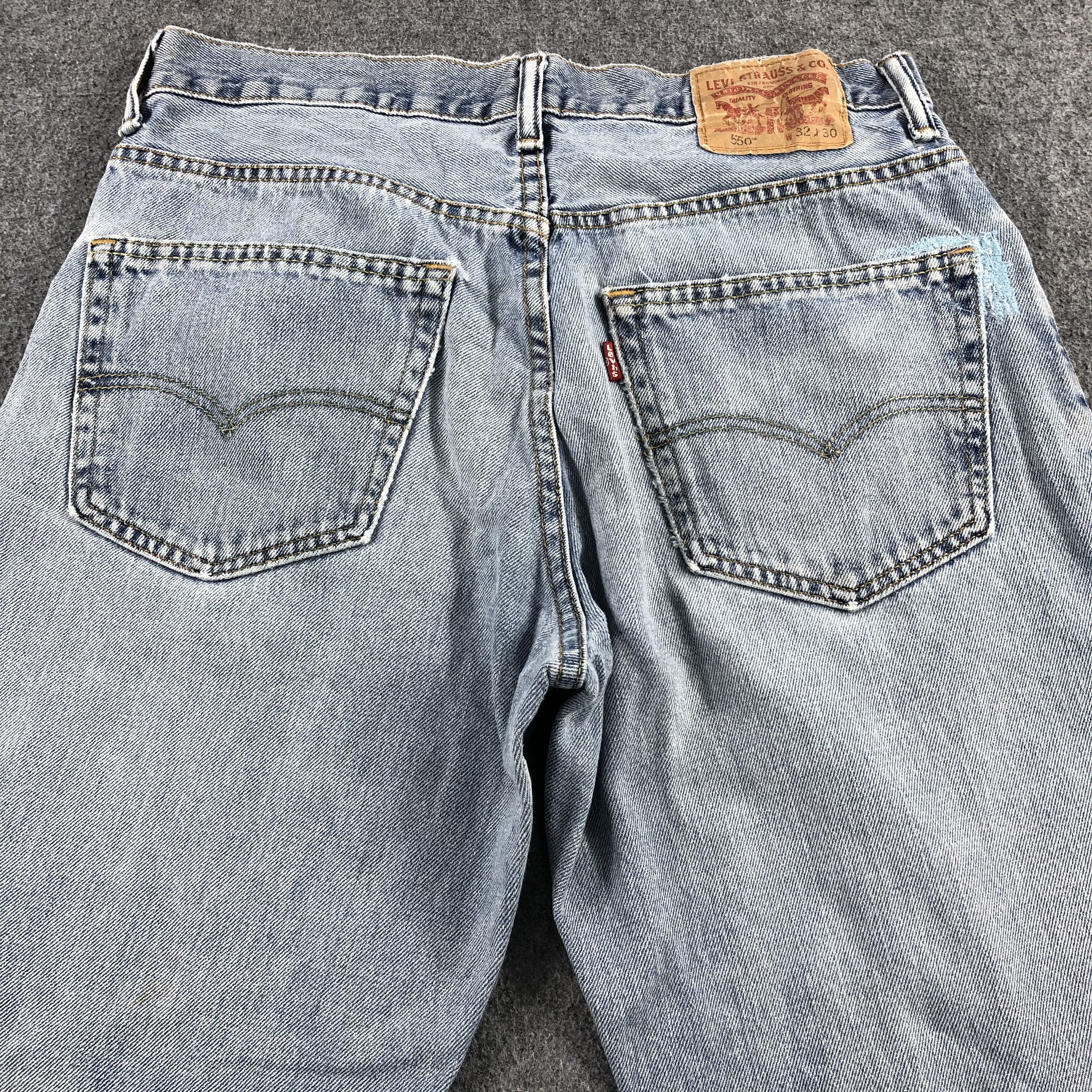 Levi's Vintage Light Wash Levis 550 Jeans-J2165 Size US 31 - 4 Thumbnail