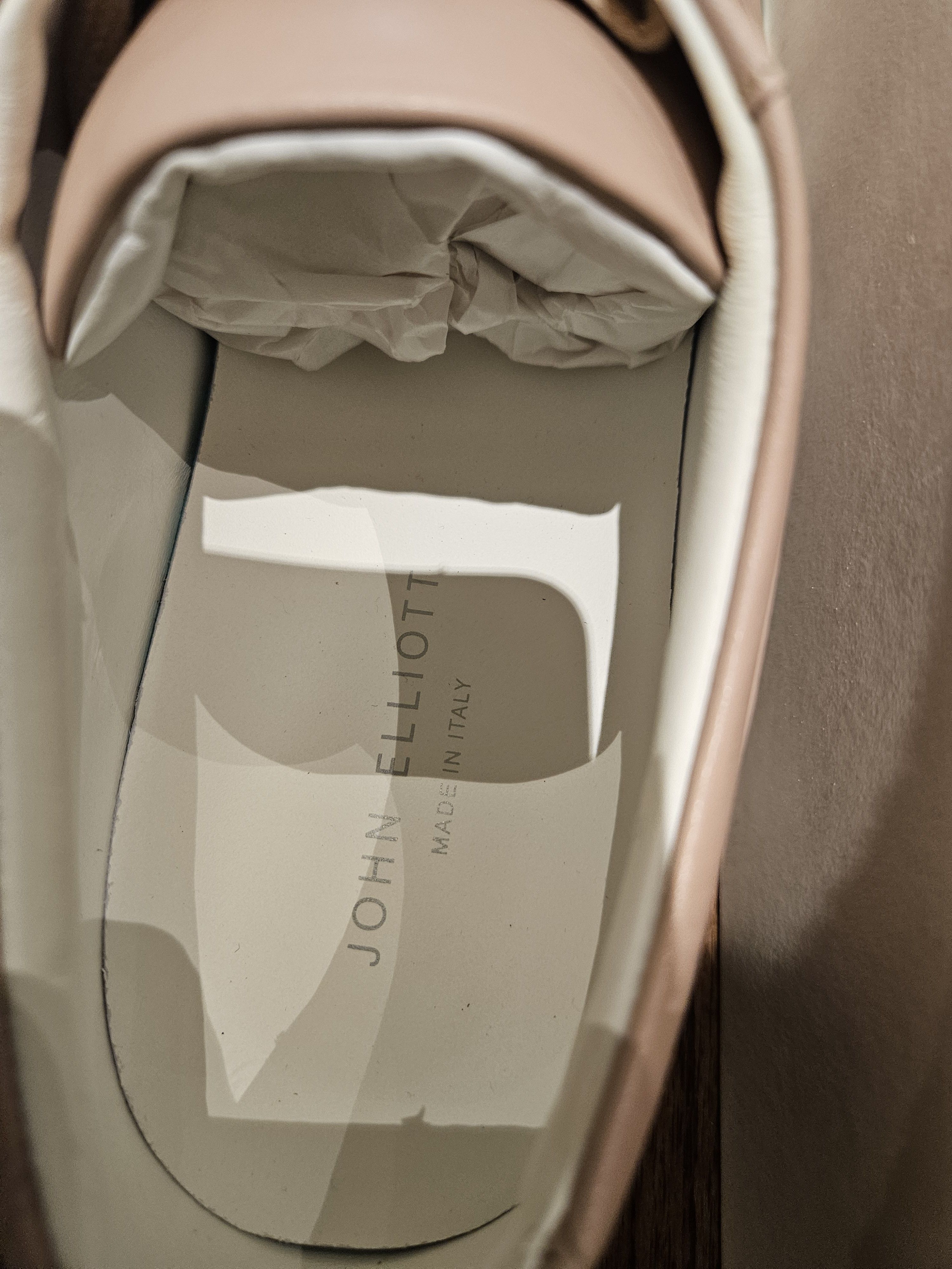 John Elliott (STORE CLOSURE 70%off) John Elliott Leather Low Pink (45) Size US 12 / EU 45 - 8 Thumbnail