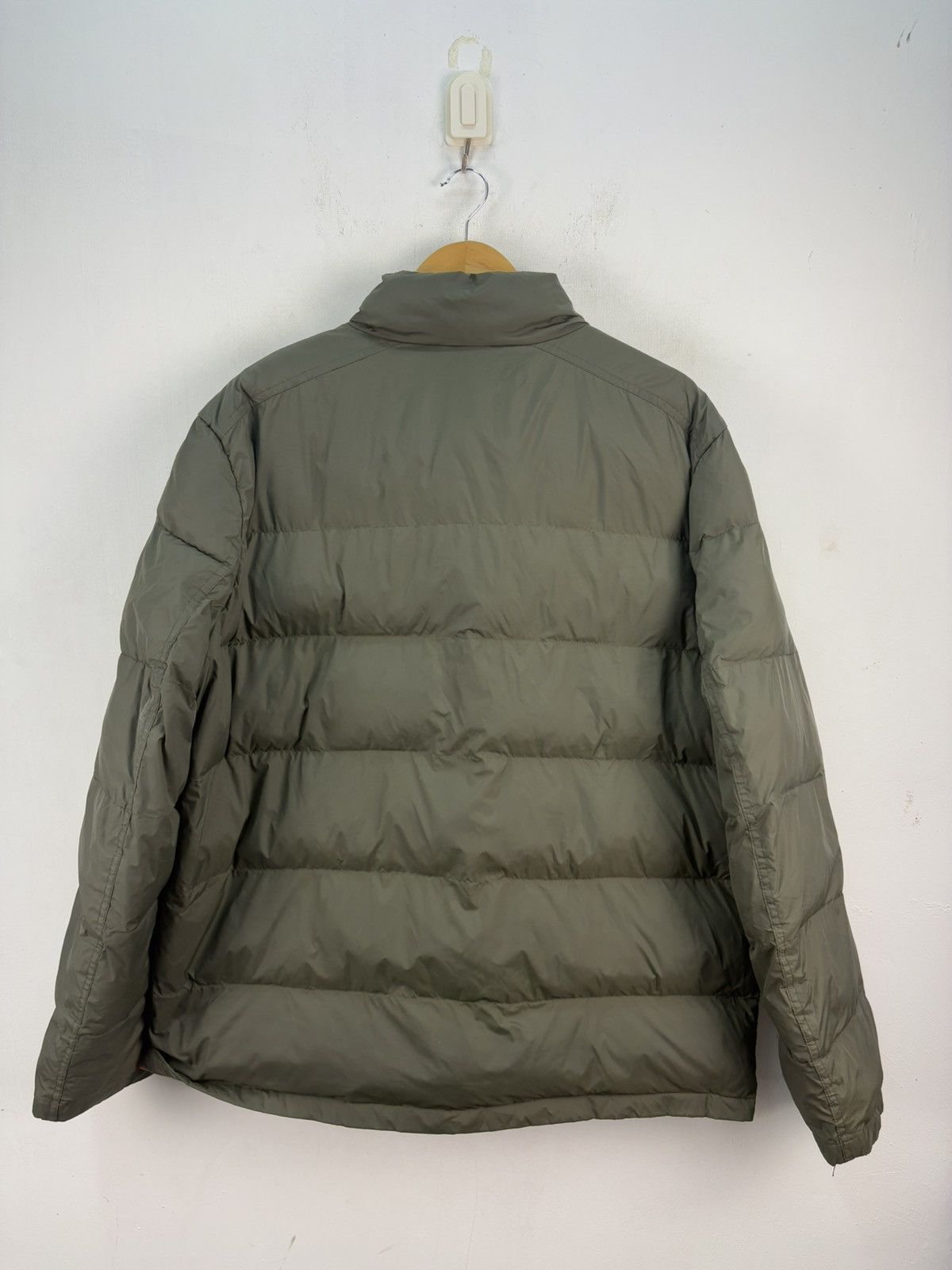 Tommy Hilfiger Tommy Hilfiger Puffer Down Jacket size L Size US L / EU 52-54 / 3 - 3 Thumbnail