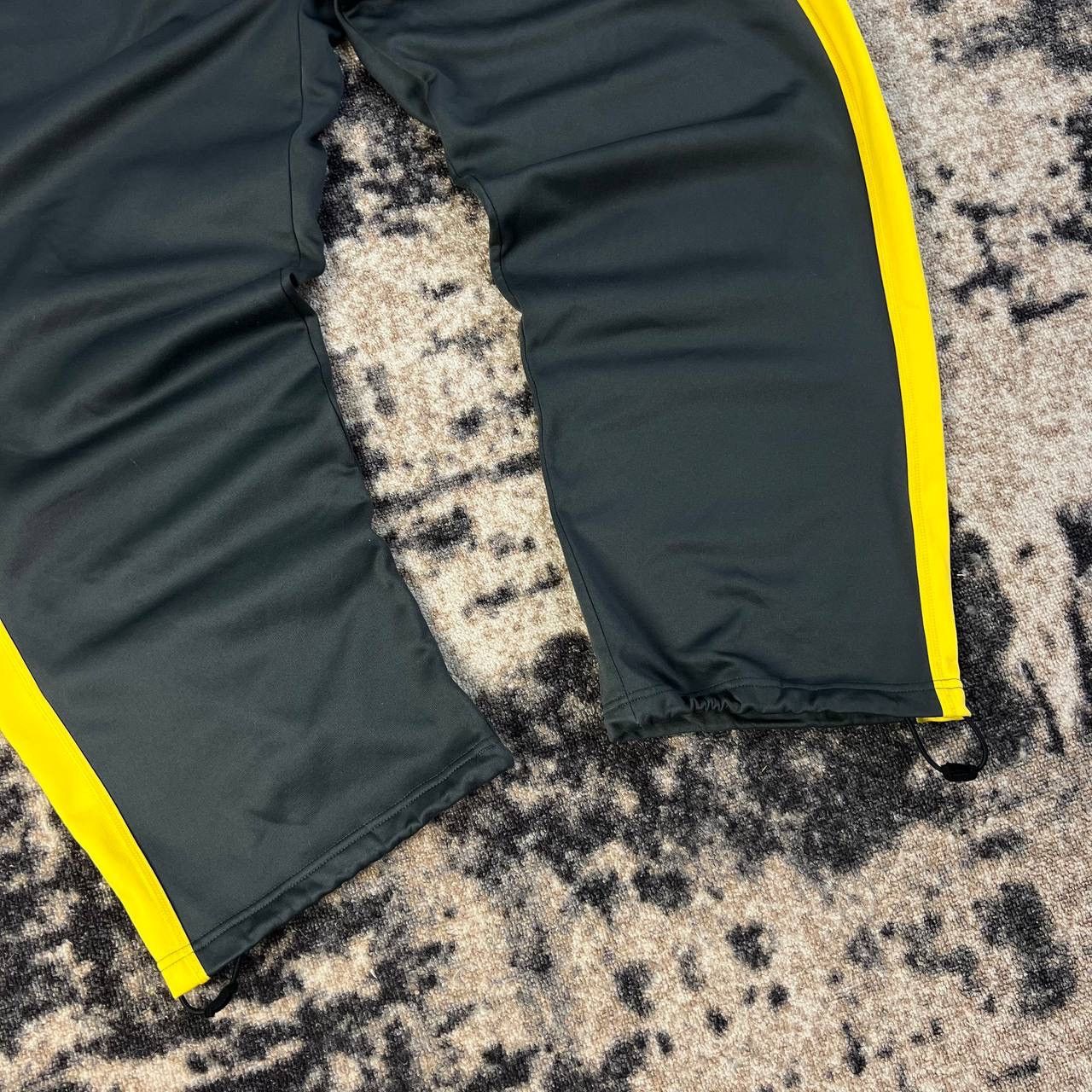 Nike Nike Livestrong Big Logo Vintage Y2K Baggy Track Pants Size US 36 / EU 52 - 5 Thumbnail