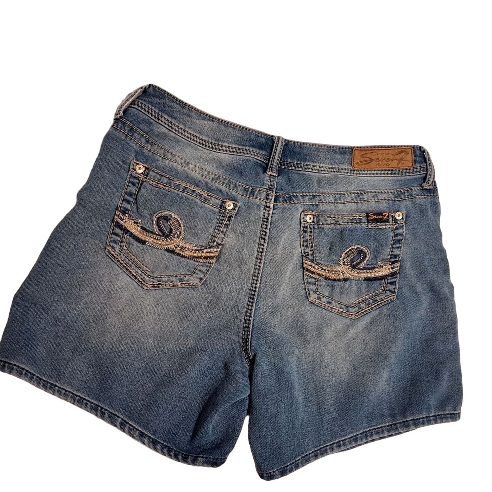 Other Seven 7 denim jeans shorts embroidered back pockets size 10 Size 32" / US 10 / IT 46 - 2 Thumbnail