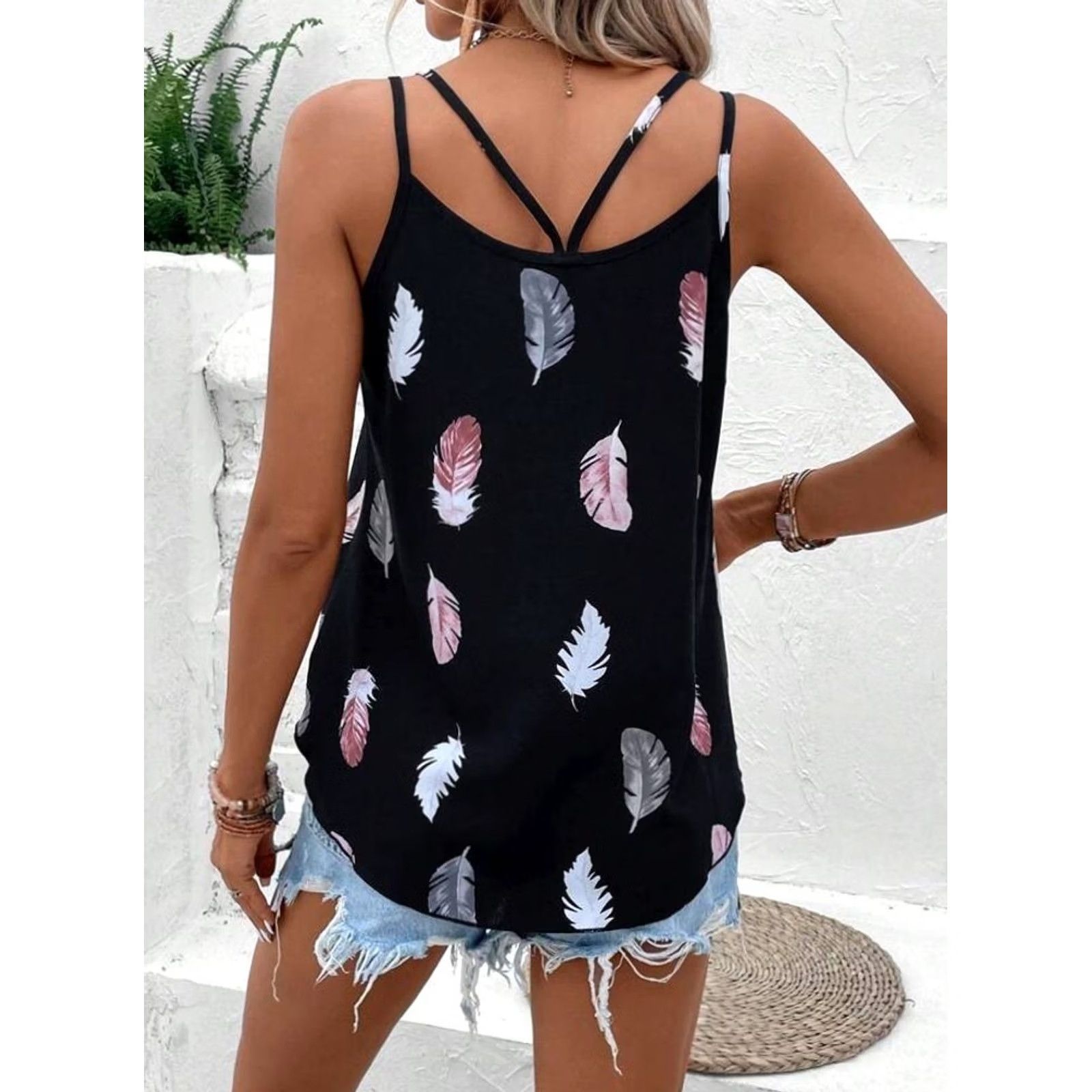 Shein SHEIN LUNE Feather Print Cami Top Large Women Tank Black L Mens? Size L / US 10 / IT 46 - 2 Thumbnail