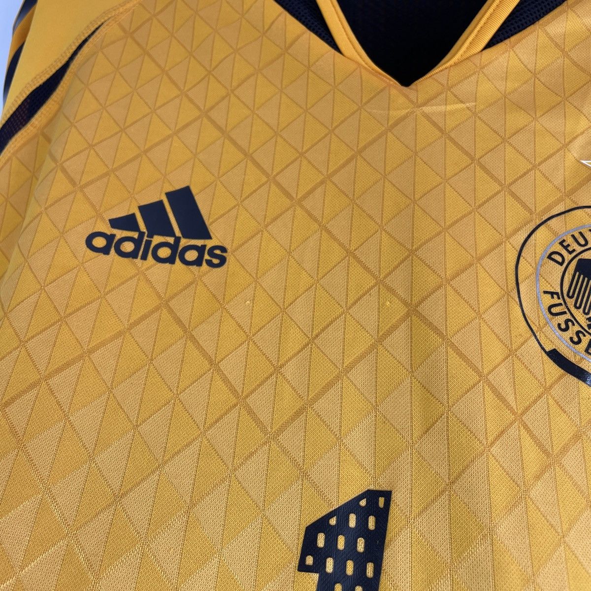 Adidas Vintage Germany Silke Rottenberg Authentic GK Jersey 2004/05 Size US M / EU 48-50 / 2 - 8 Thumbnail