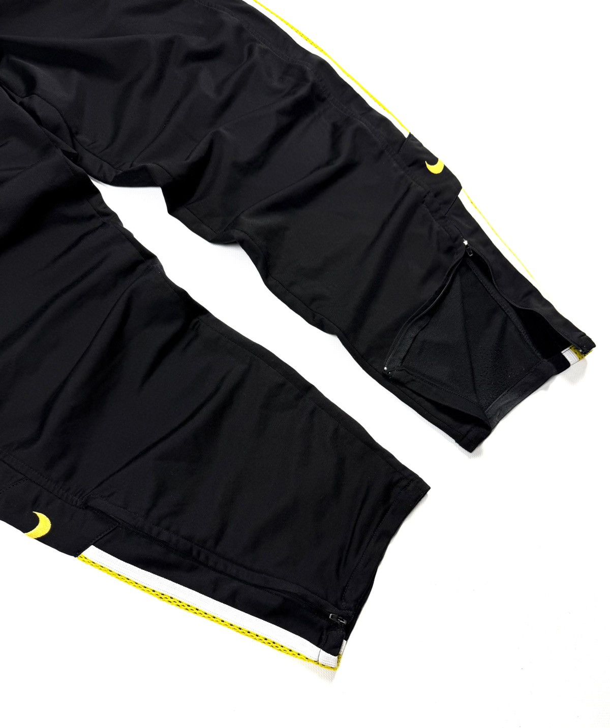 Nike Nike 90s Vintage Black Tracksuit Set Jacket Pants Y2K Retro Size US L / EU 52-54 / 3 - 17 Thumbnail