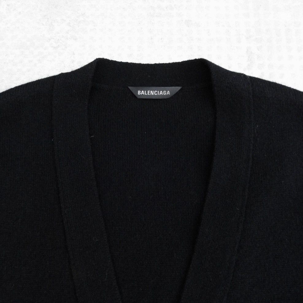 Balenciaga BALENCIAGA WOOL KNIT CARDIGAN Size US L / EU 52-54 / 3 - 4 Thumbnail