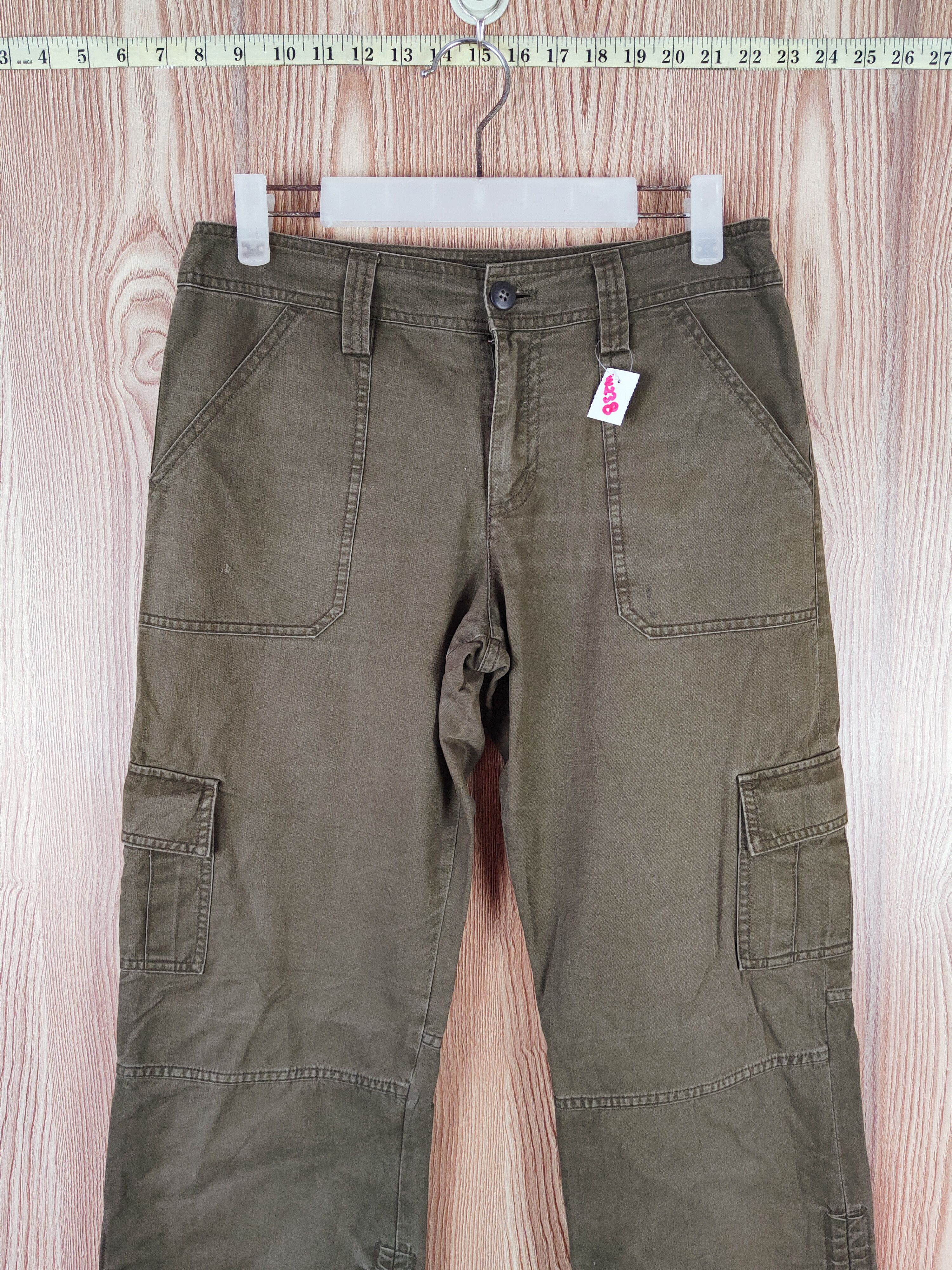 Japanese Brand Uniqlo Olive Multipocket Tactical Cargo Pants #W438 Size 28" / US 6 / IT 42 - 2 Thumbnail