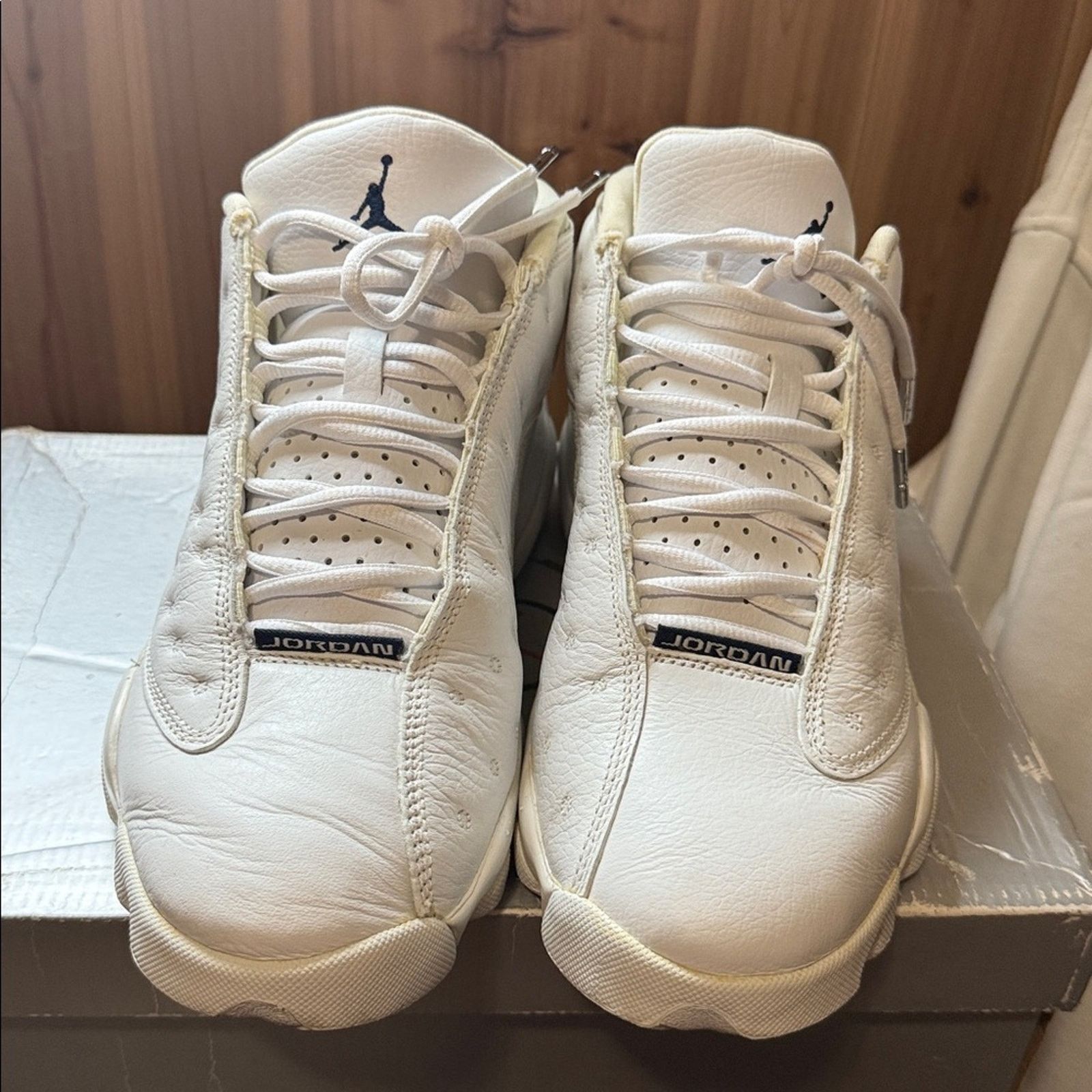 Jordan Brand 2005 Jordan 13 Retro Low White Metallic Silver Ice Blue Size US 9 / EU 42 - 5 Thumbnail