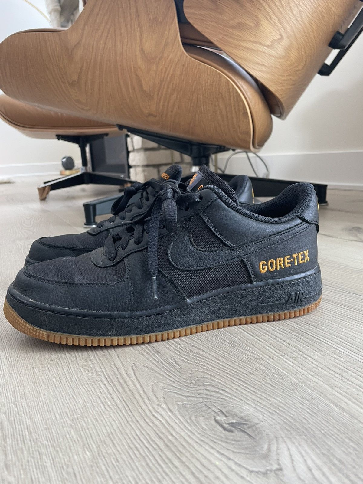 Nike Nike GORE-TEX Air Force 1 ‘Bright Ceramic’ Size US 10 / EU 43 - 1 Thumbnail