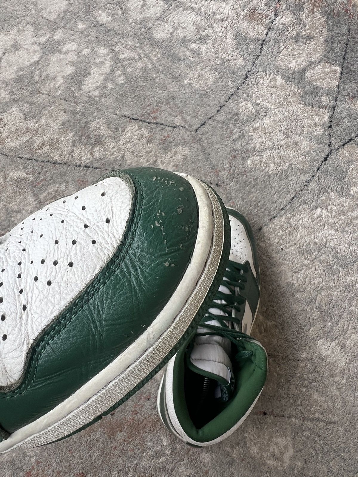 Jordan Brand Nike Air Jordan 1 High OG Green White Size US 14 / EU 47 - 11 Thumbnail