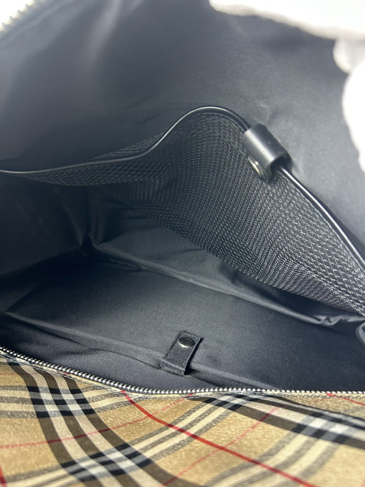 Burberry Burberry Nova Check Nylon Shoulder Bag Size ONE SIZE - 5 Thumbnail