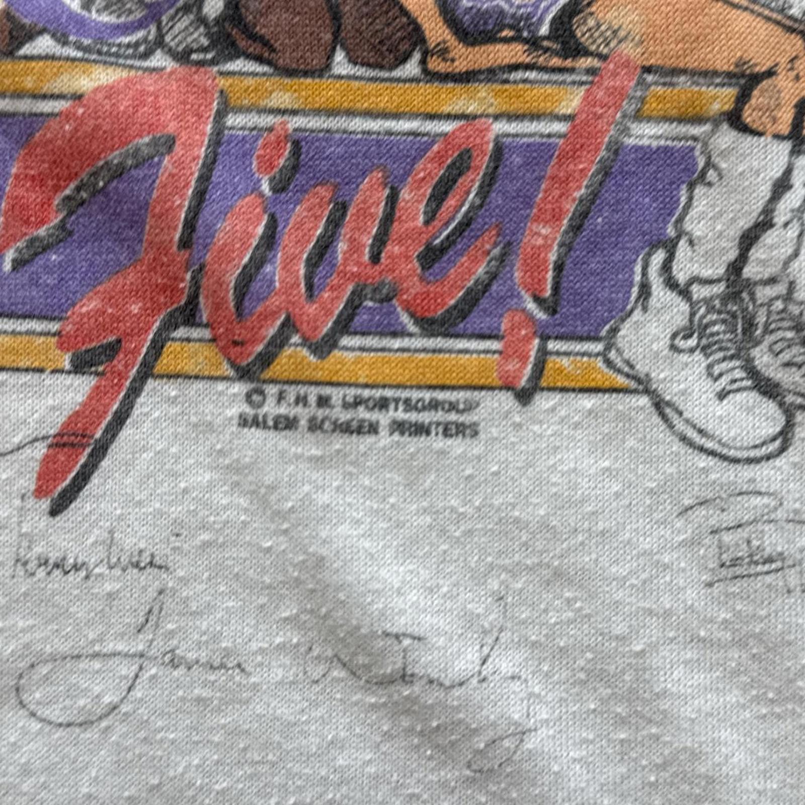 NBA Salem "The Drive For Five!" NBA Official 1988 Lakers T-Shirt Size US L / EU 52-54 / 3 - 5 Thumbnail
