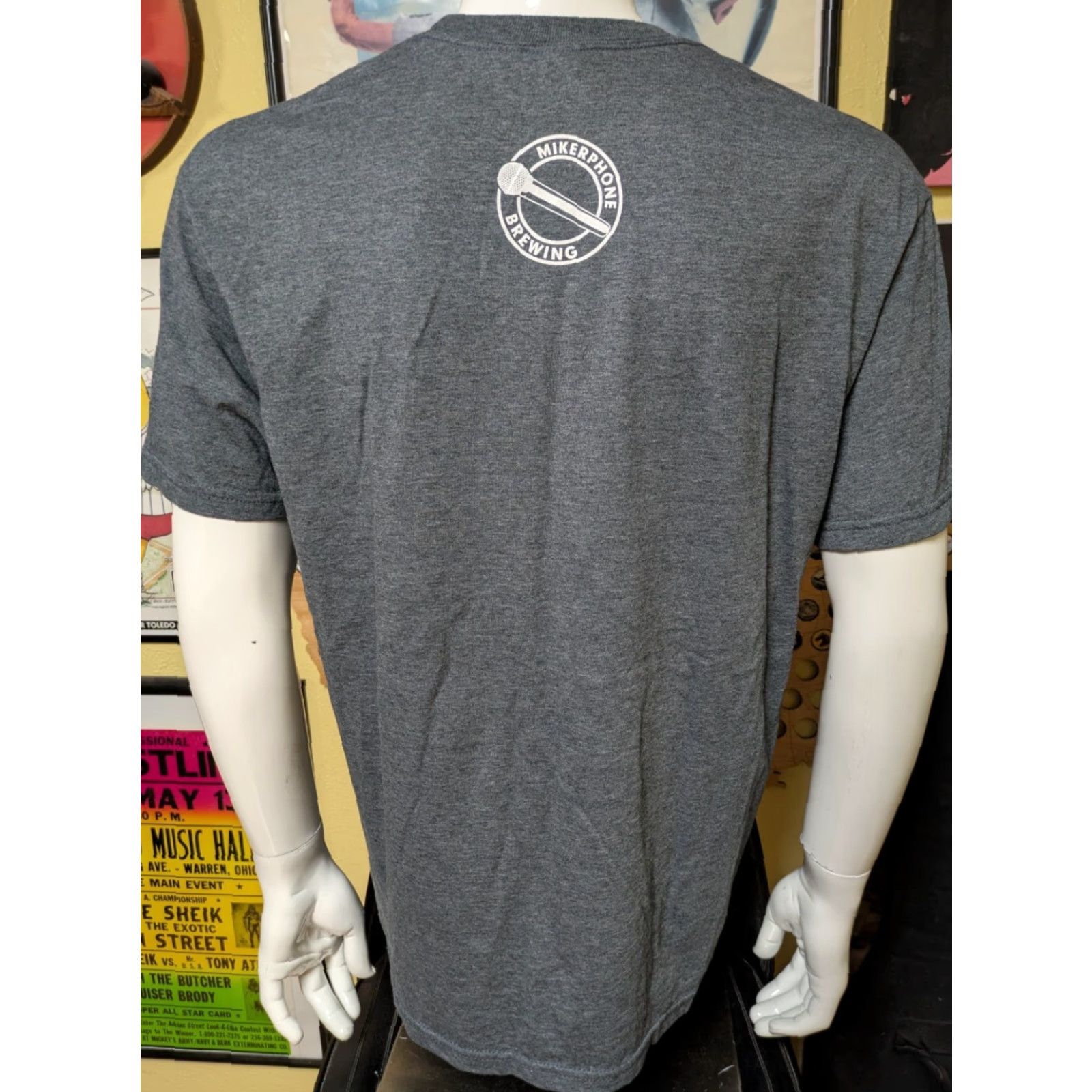 Gildan Mikerphone Brewing Smells Like A Beer Fest 24 T Shirt Large Elk Gove IL Shirt Men L Gray Cotton Blend Graphic Tee 2024 Bar Beer Size US L / EU 52-54 / 3 - 3 Thumbnail