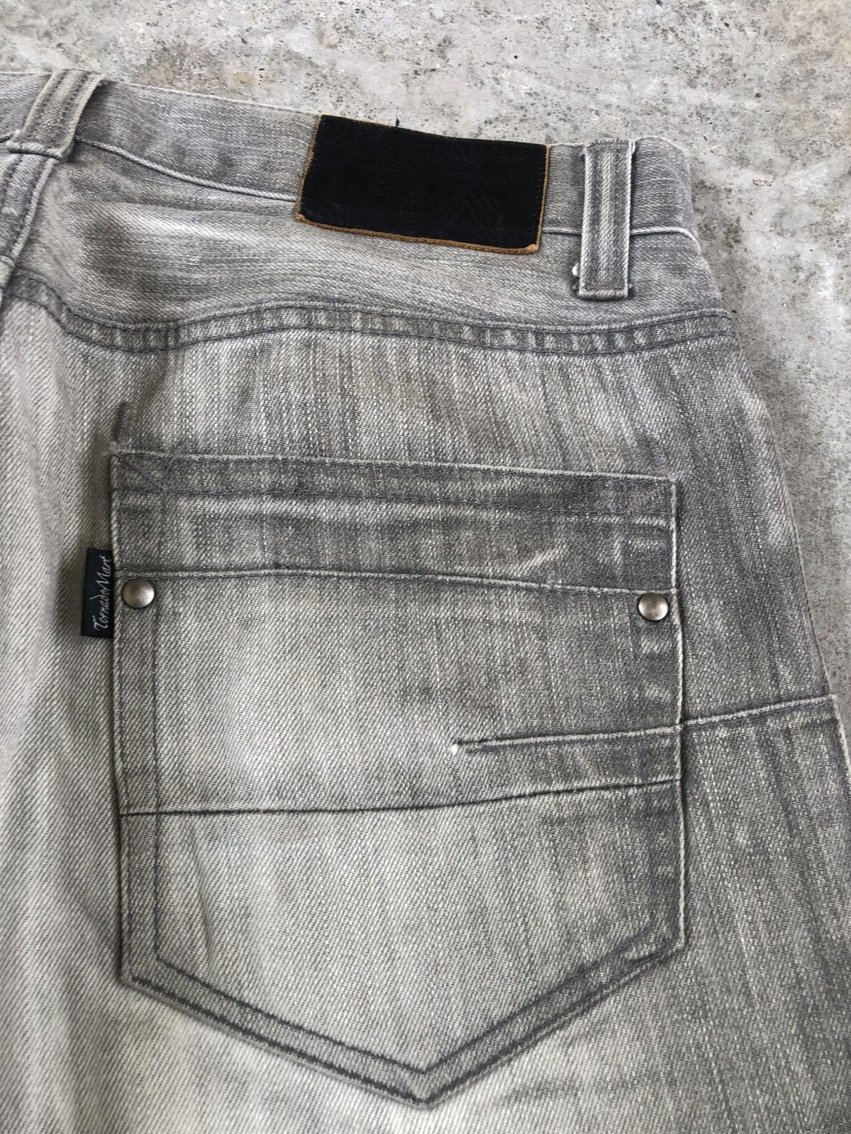 Tornado Mart Tornado Mart Flared Jeans Distressed Jeans Size US 32 / EU 48 - 18 Thumbnail