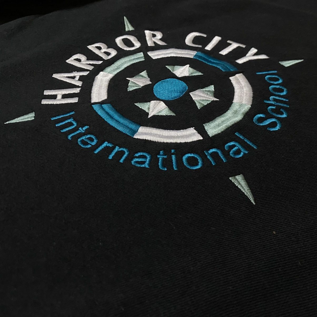 Vintage Vintage 90's Sport-Tek Harbor City Int. School Hoodies Size US M / EU 48-50 / 2 - 11 Thumbnail