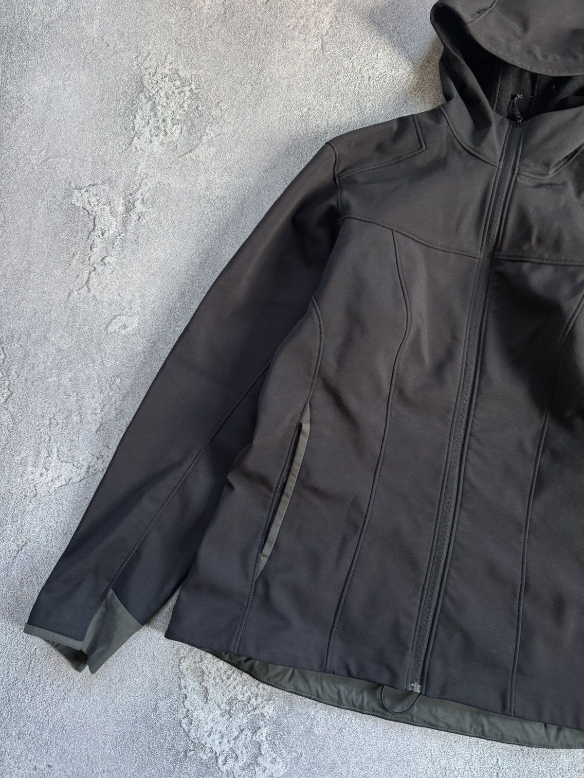 Arc'teryx Arc’teryx L Wmns zip hooded jacket softshell windbreaker Size L / US 10 / IT 46 - 6 Thumbnail