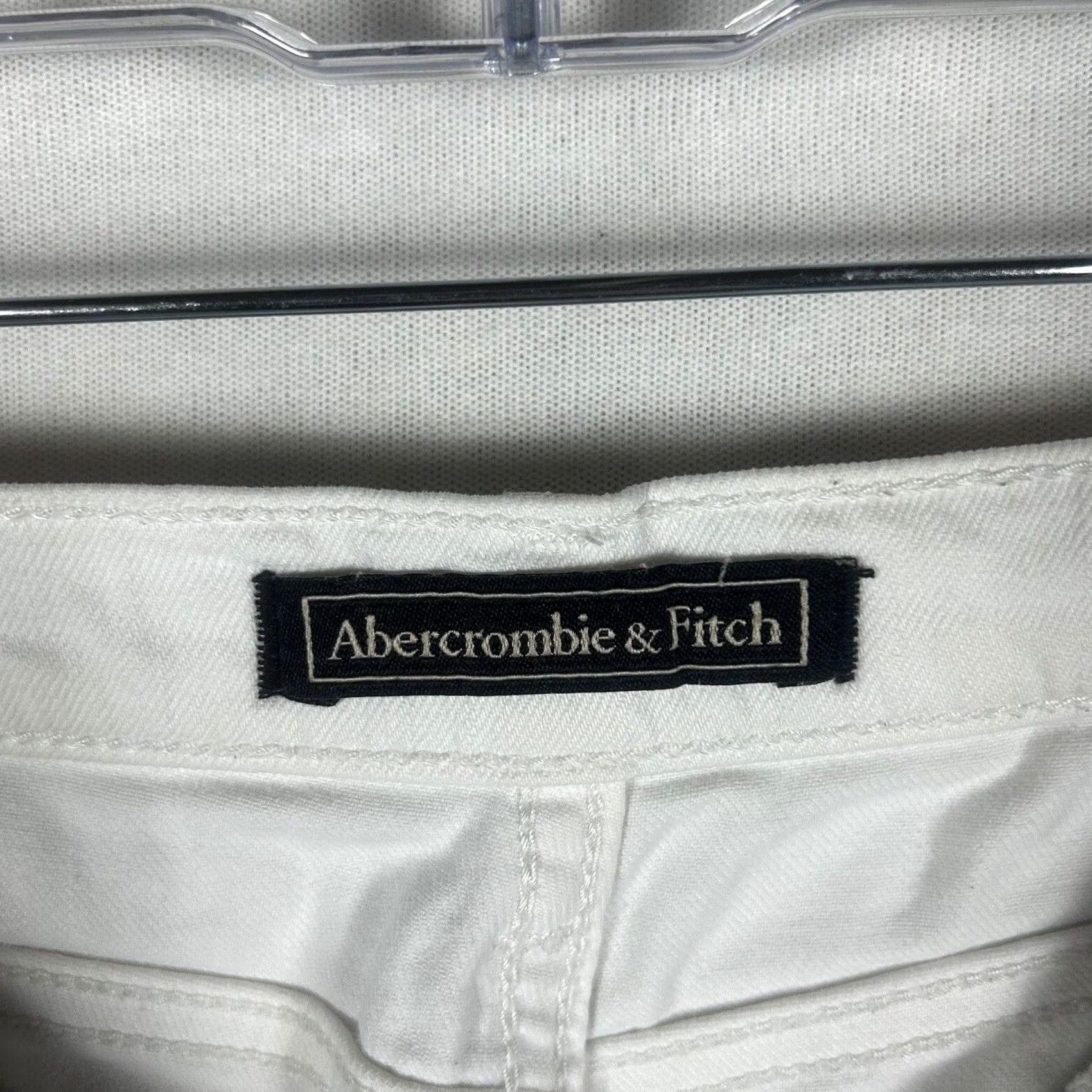 Abercrombie & Fitch Abercrombie & Fitch White Denim Shorts Size 24 A&F Stretch Cheeky Mid Rise Shirt Womens Shorts White Denim Stretch 24 Size 42" / US 20 - 3 Thumbnail