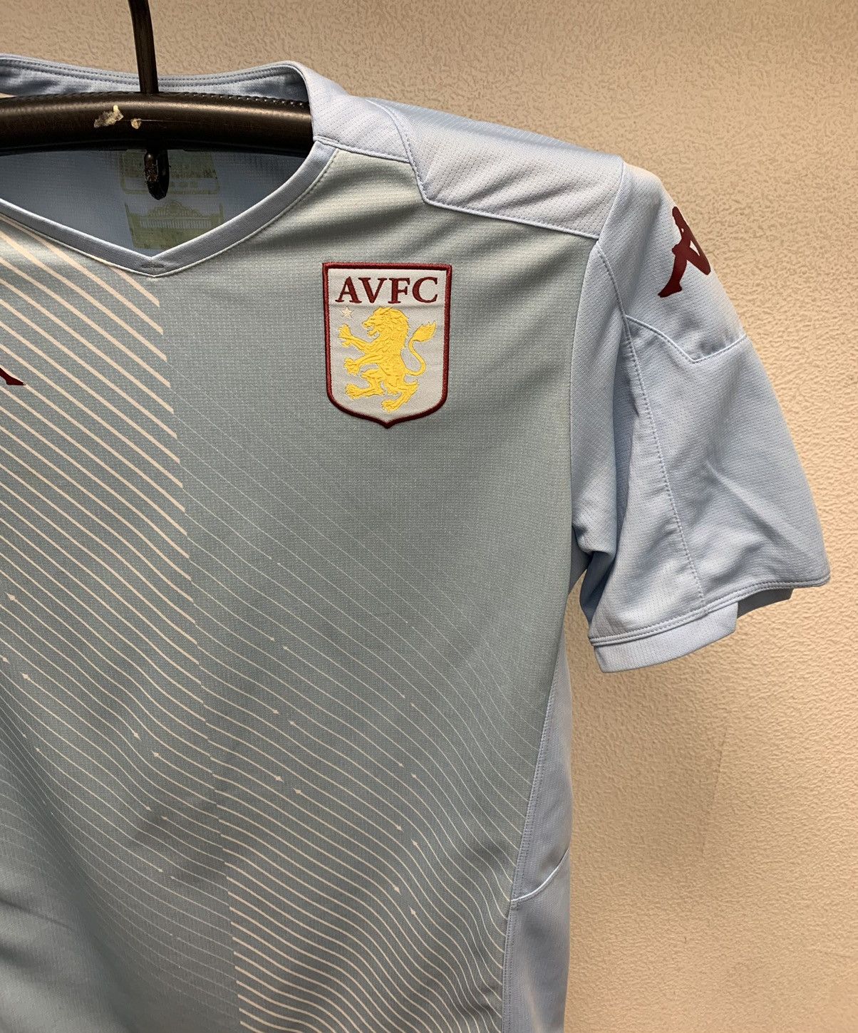 Kappa AVFC Aston Villa kappa soccer jersey M sz Size US M / EU 48-50 / 2 - 6 Thumbnail