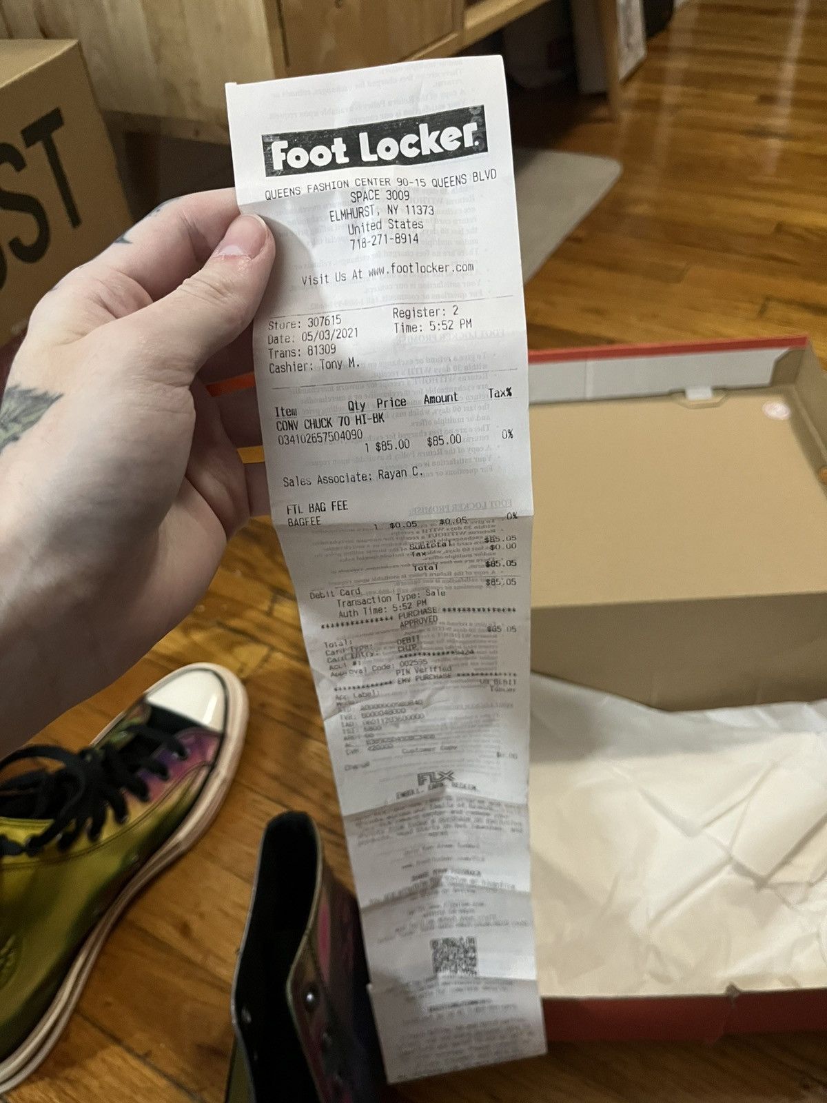 Converse Converse iridescent chucks Size US 9 / EU 42 - 17 Thumbnail