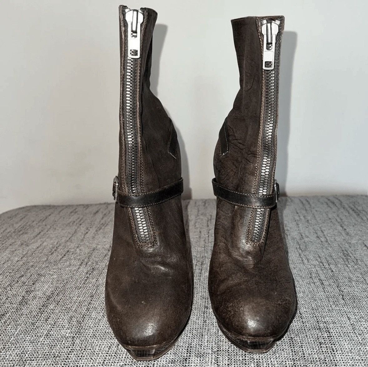 Chloe Chloe leather horseshoe horn heel platform boots Size US 10.5 / IT 40.5 - 5 Thumbnail
