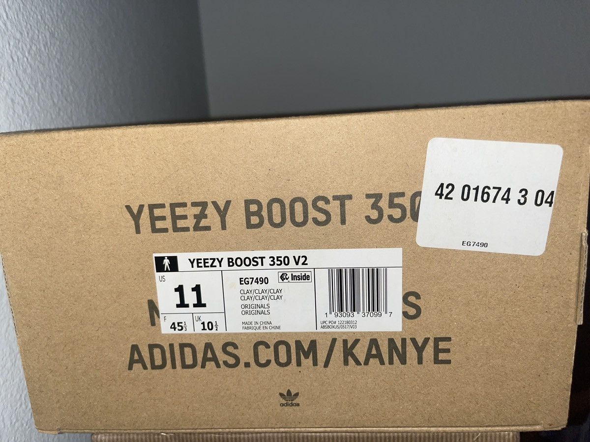 Yeezy Yeezy 350 V2 Clay Size US 11 / EU 44 - 4 Thumbnail