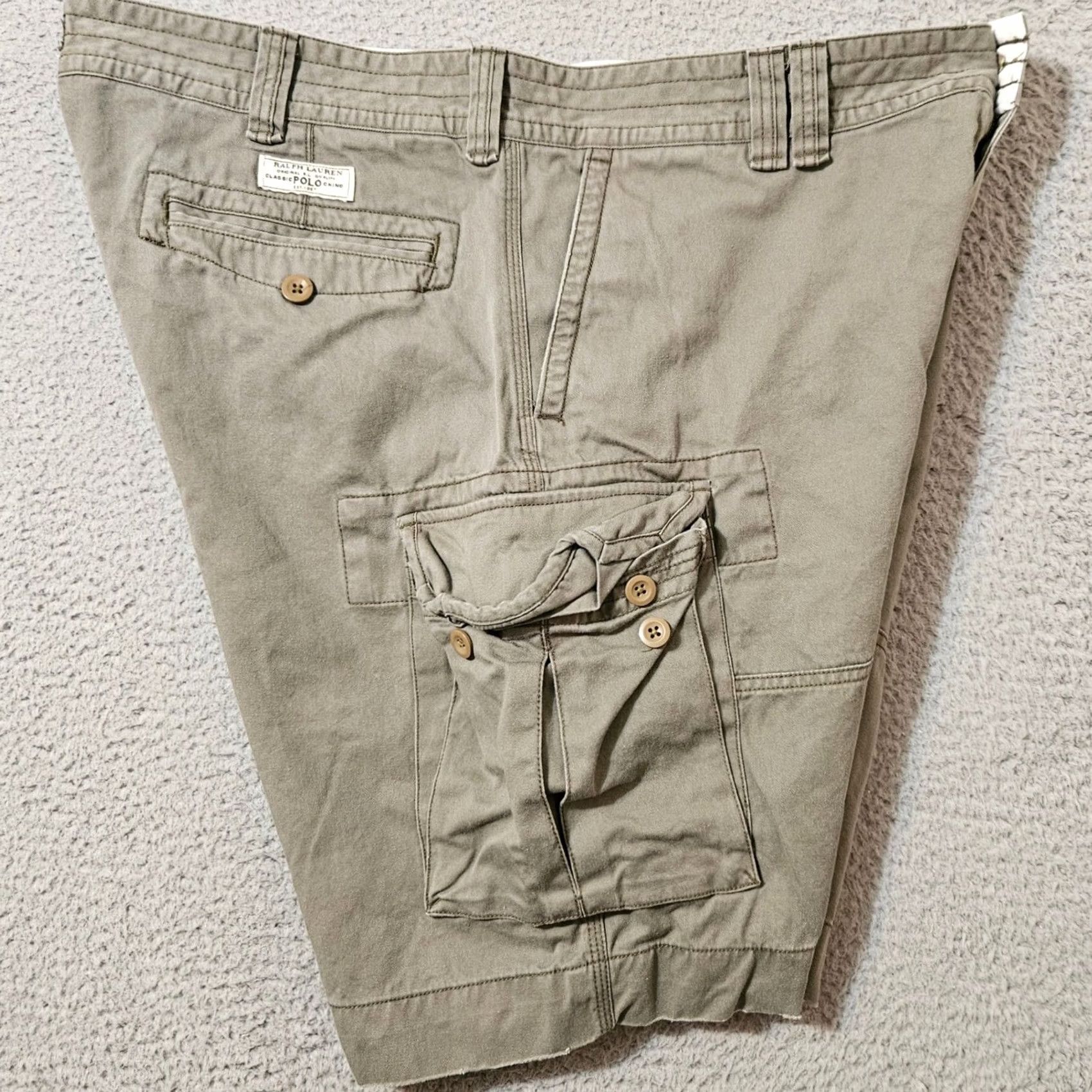 Polo Ralph Lauren Polo Ralph Lauren Shorts Mens 42 Green Cargo Men Flat Front Classic Fit Pocket Size US XL / EU 56 / 4 - 2 Thumbnail