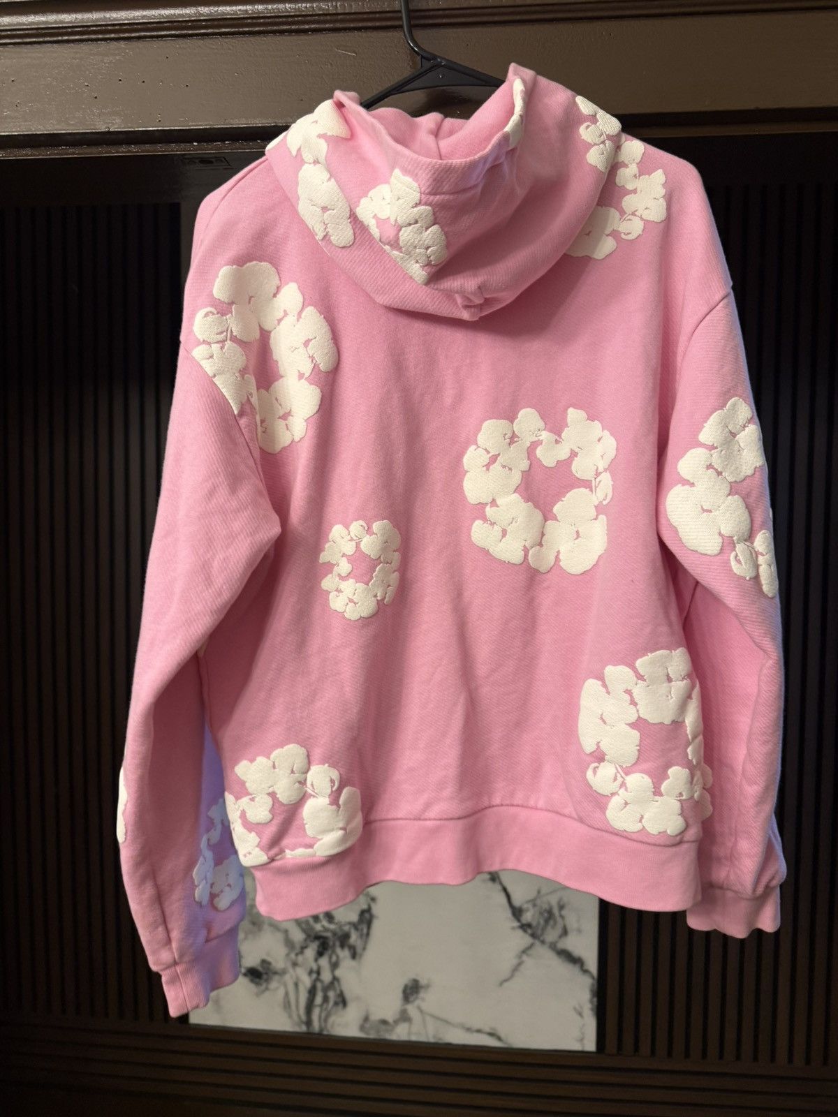 DENIM TEARS Denim Tears Pink Wreath Hoodie Size Large Size US L / EU 52-54 / 3 - 8 Thumbnail