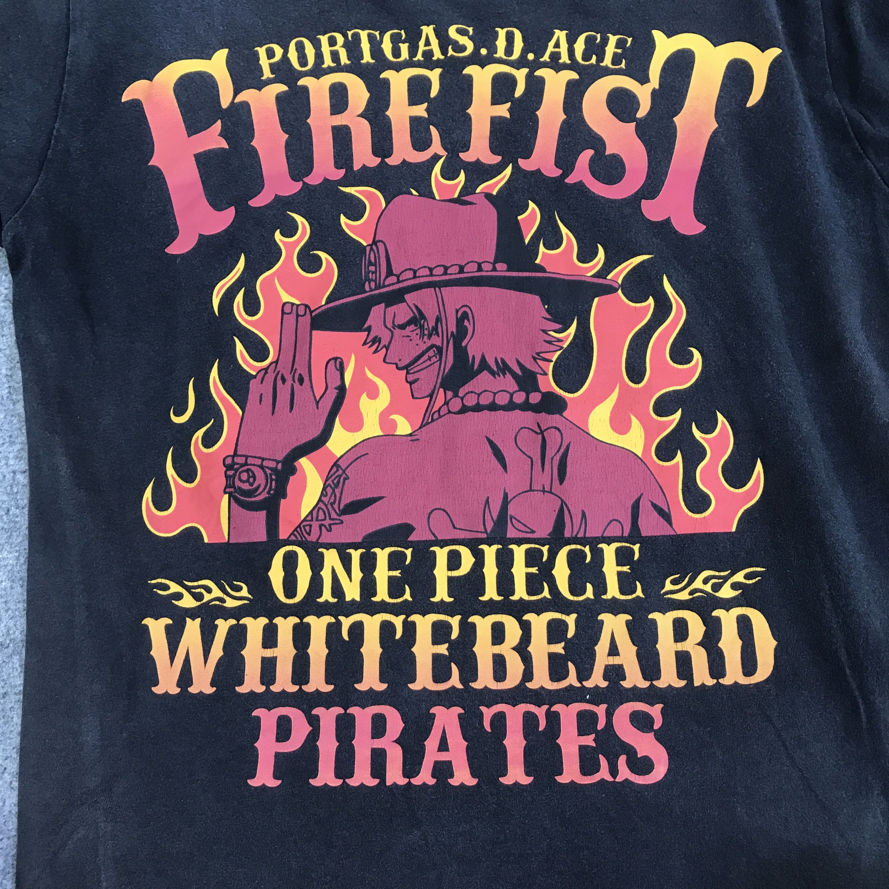 One Piece one piece black faded t-shirt K117B12 Size US M / EU 48-50 / 2 - 10 Thumbnail