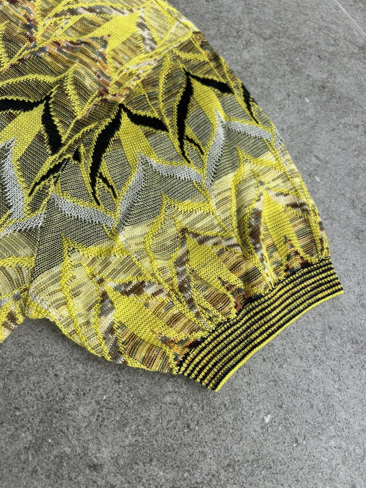 Missoni Missoni Ethnic Zig-zag Pattern Knit Short Sleeve Sweater Size M / US 6-8 / IT 42-44 - 4 Thumbnail