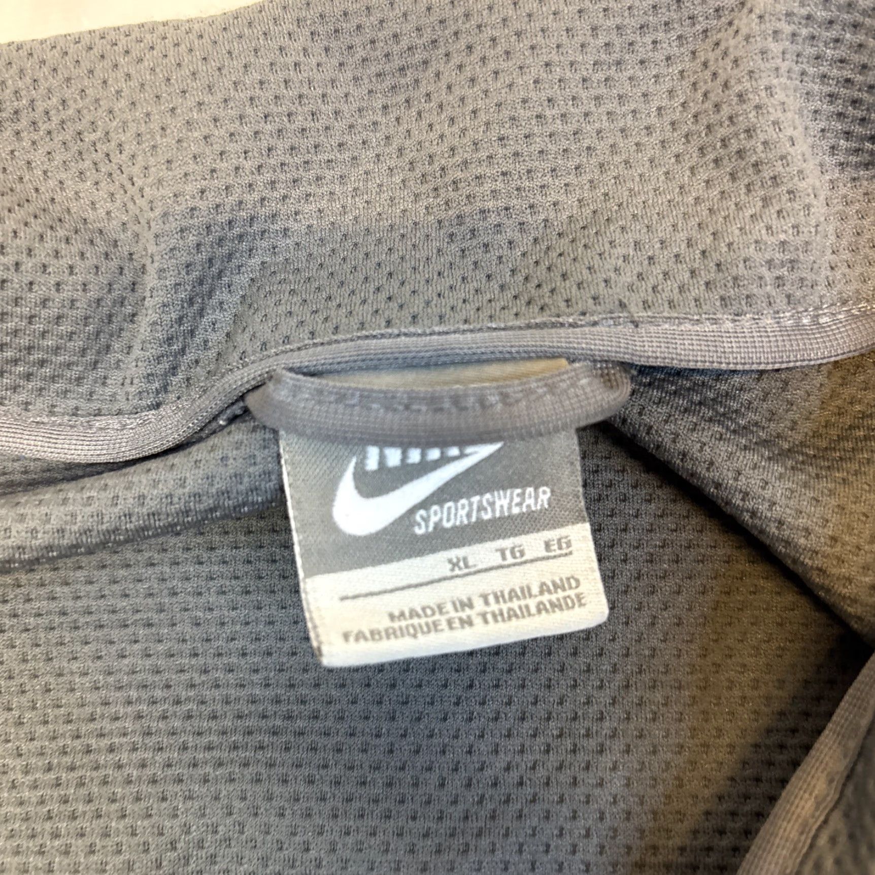 Nike VINTAGE Nike Track Jacket Full Zip Men XL Gray Tag - Mens Activewear Gray Size US XL / EU 56 / 4 - 3 Thumbnail