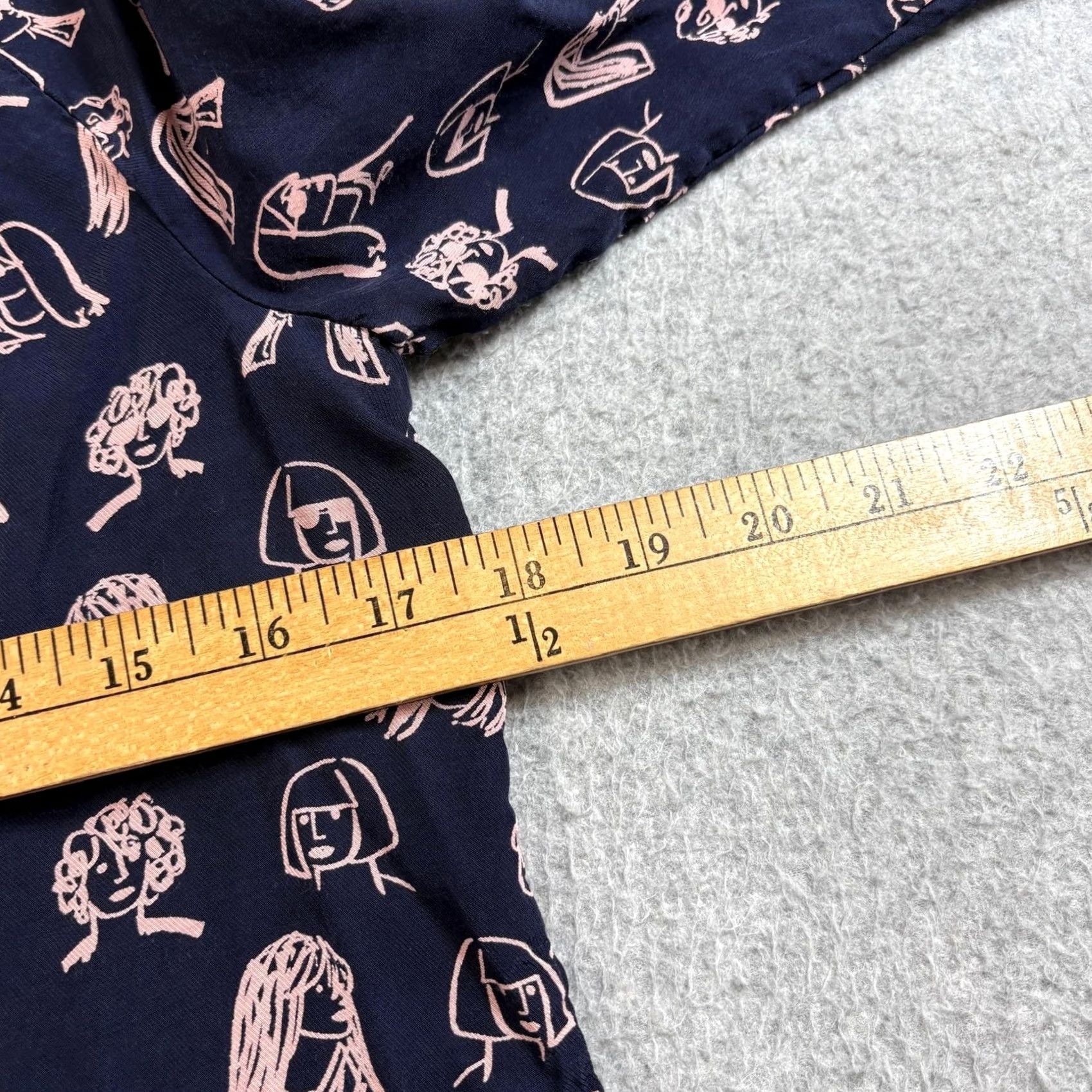 Boden Boden Shirt Women 8 UK 12 Button Blue Faces Long Sleeve Top Artsy Novelty Twee Size M / US 6-8 / IT 42-44 - 6 Thumbnail