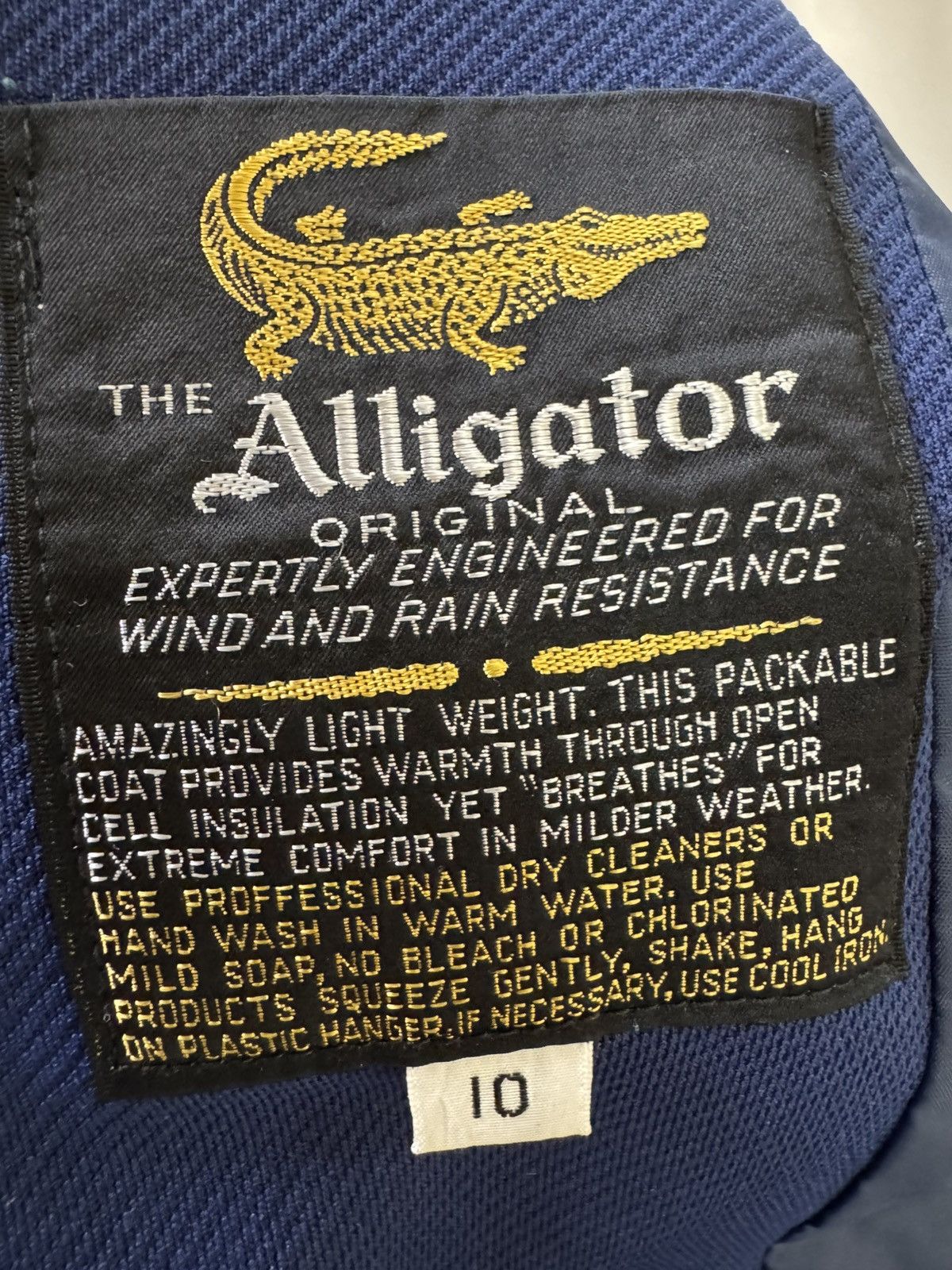 Vintage Alligator navy blue Peacoat women’s vintage 70s coat gold Size M / US 6-8 / IT 42-44 - 3 Thumbnail