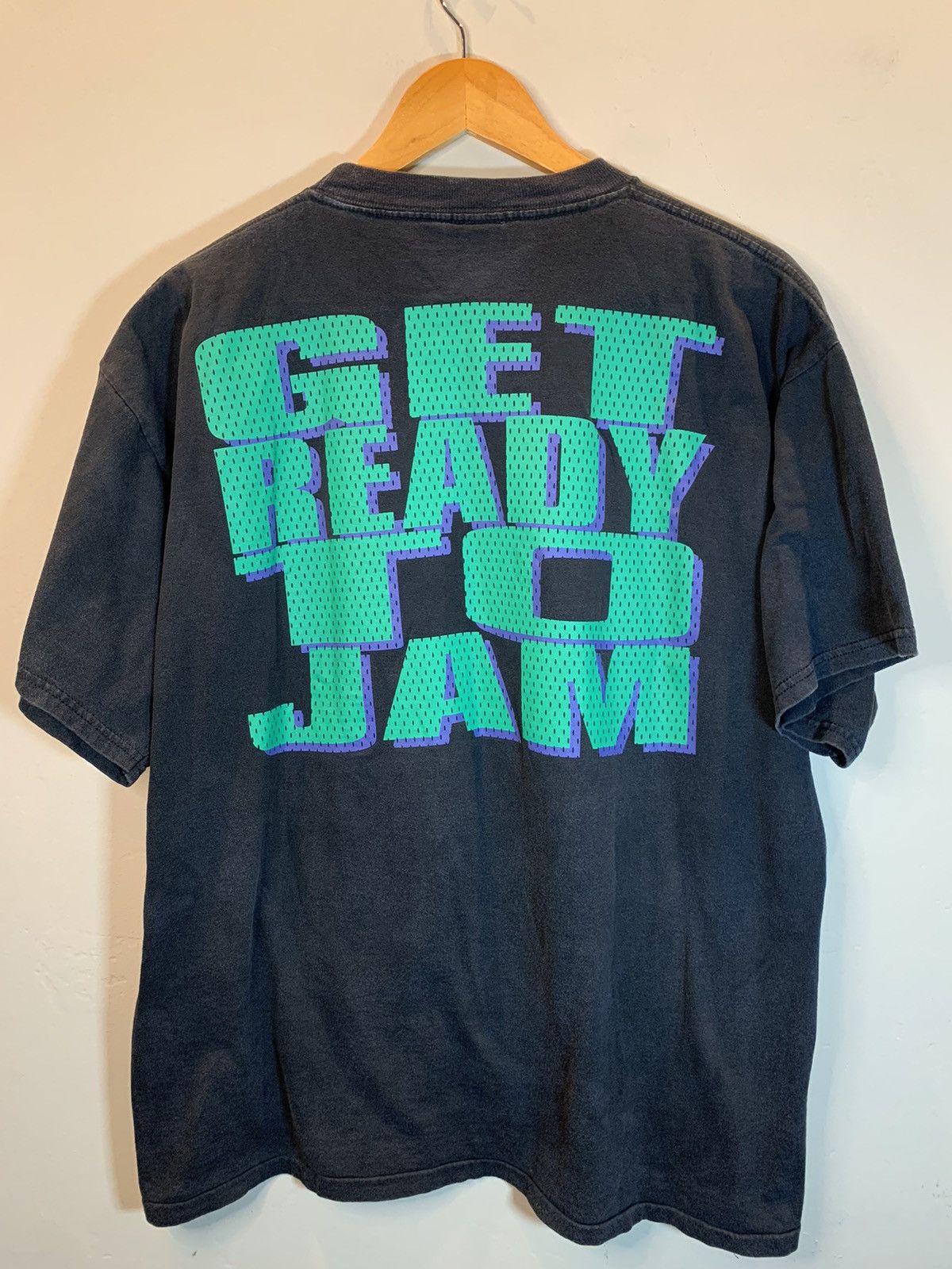 Vintage × Warner Bros *RARE* Vintage 1996 Space Jam Get Ready To Jam Movie T-Shirt Size US XL / EU 56 / 4 - 2 Thumbnail
