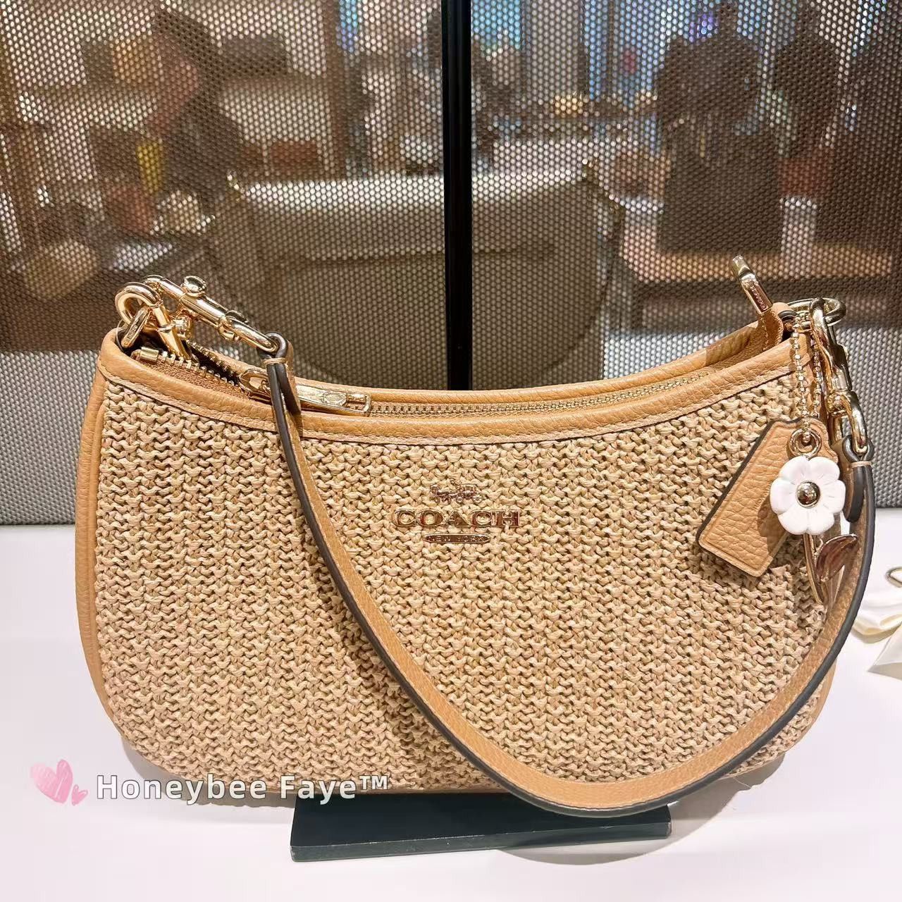 Coach NWT Coach Teri Shoulder Bag With Charm CEC43 Size ONE SIZE - 5 Thumbnail