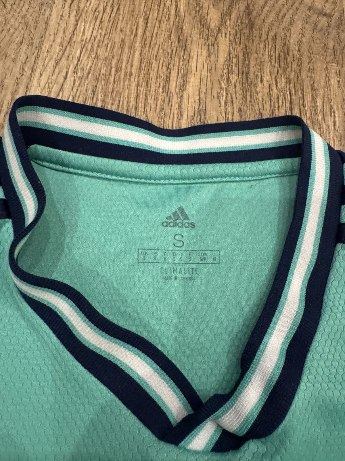 Adidas REAL MADRID 2019 2020 FOOTBALL JERSEY ADIDAS EH5128 SZ S Size US S / EU 44-46 / 1 - 12 Thumbnail