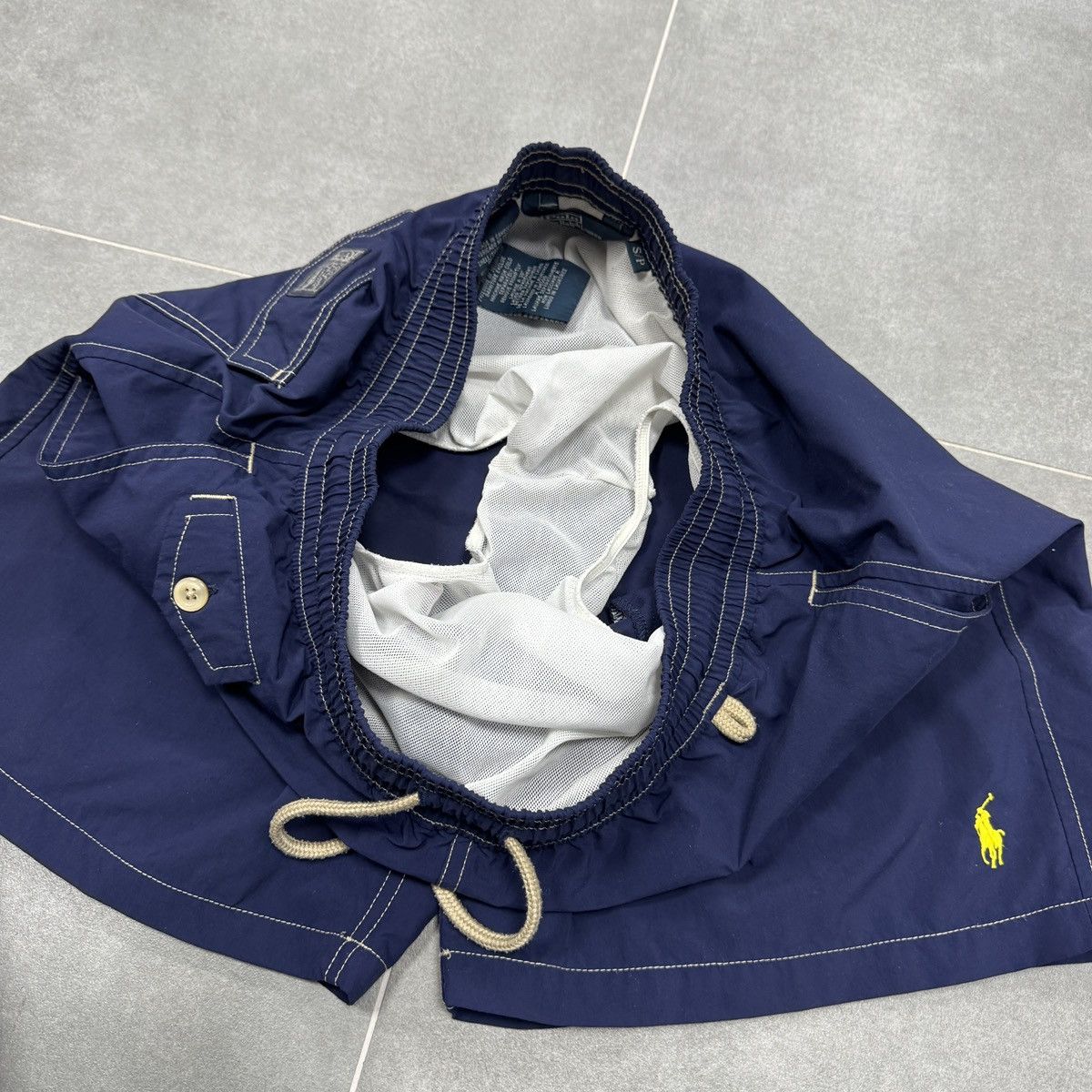 Polo Ralph Lauren Polo Ralph Lauren Nylon Shorts Size S Size US 30 / EU 46 - 10 Thumbnail