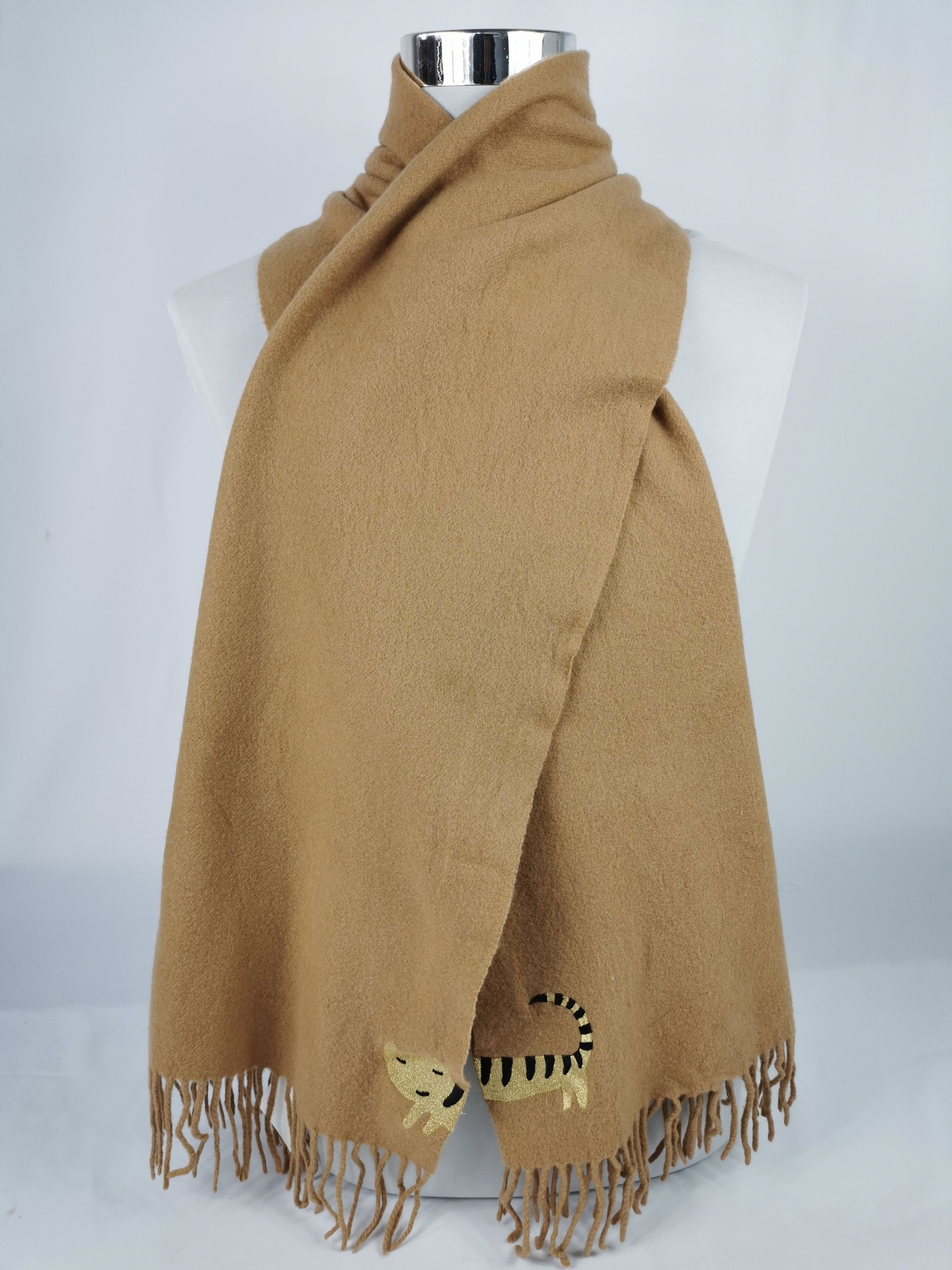 Tsumori Chisato X Gibiwear scarf
