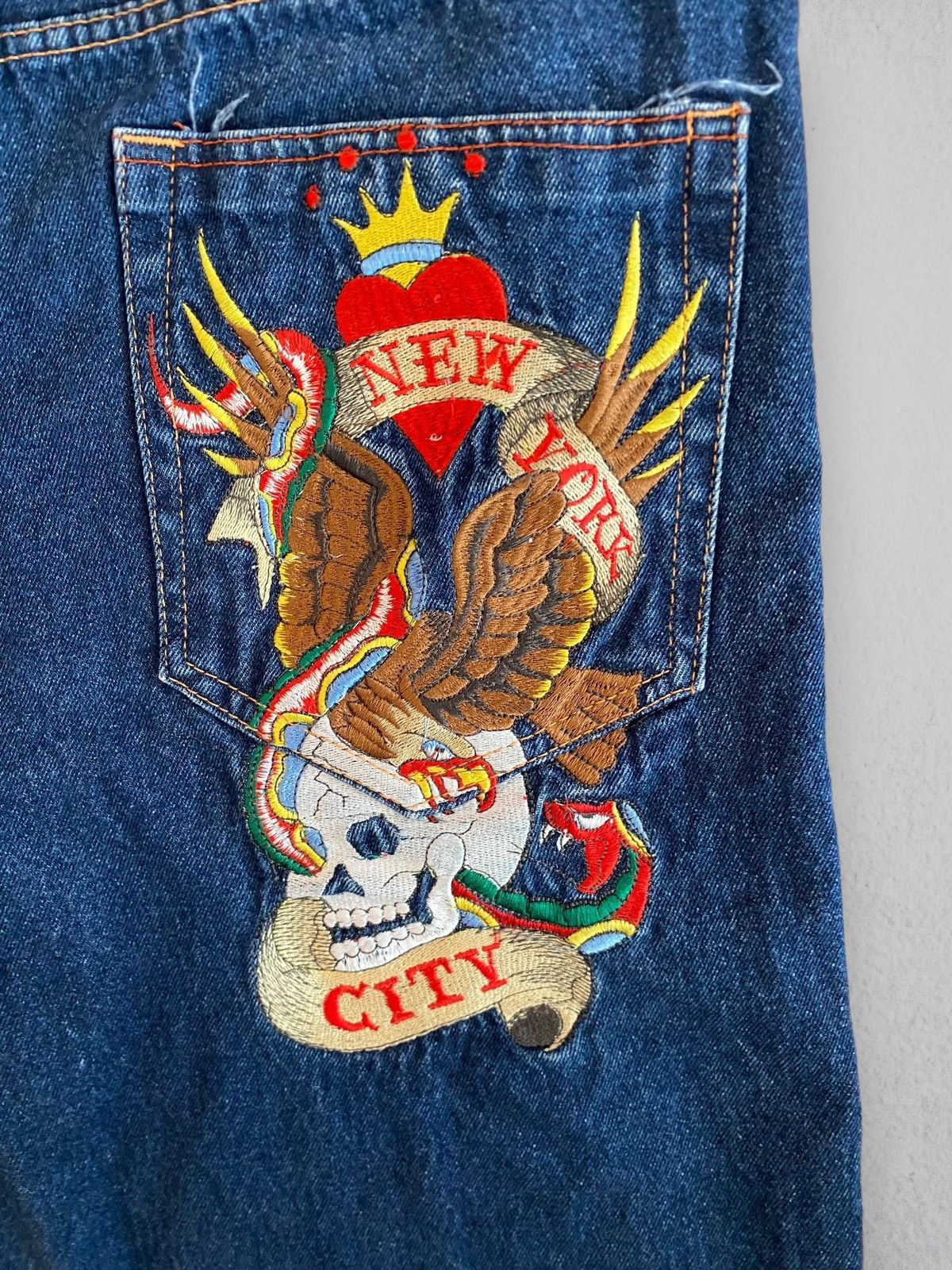 Ed Hardy × Vintage Vintage Ed Hardy ‘Death Before Dishonor’ Embroidered Jorts Size US 36 / EU 52 - 2 Thumbnail