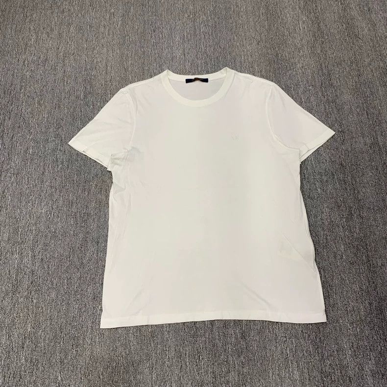 Louis Vuitton Louis Vuitton White embroidered small logo short sleeve Size US L / EU 52-54 / 3 - 1 Thumbnail