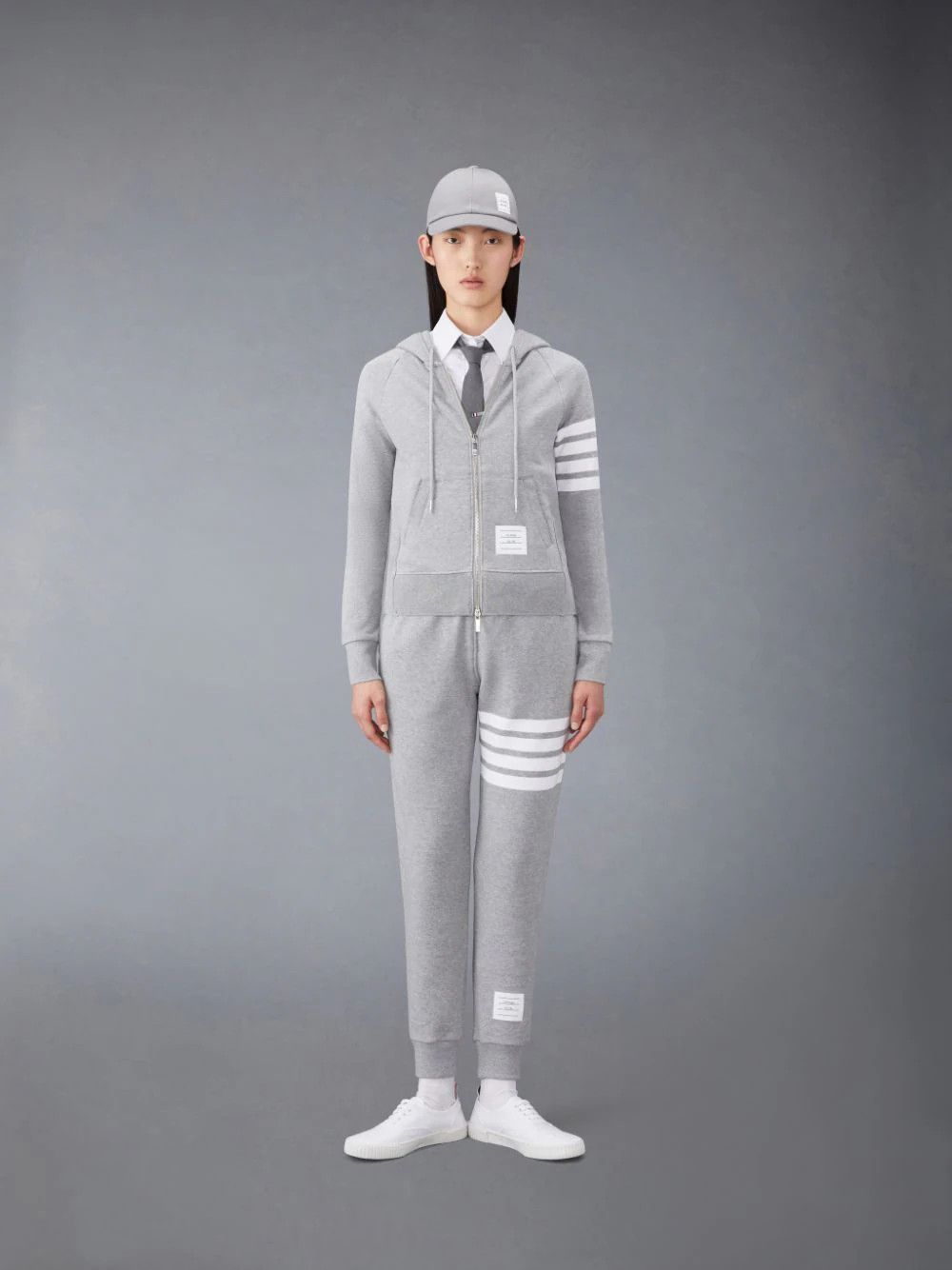 Thom Browne o1s22i1n0924 4-Bar Sweatpants in Grey Size 26" / US 2 / IT 38 - 5 Thumbnail