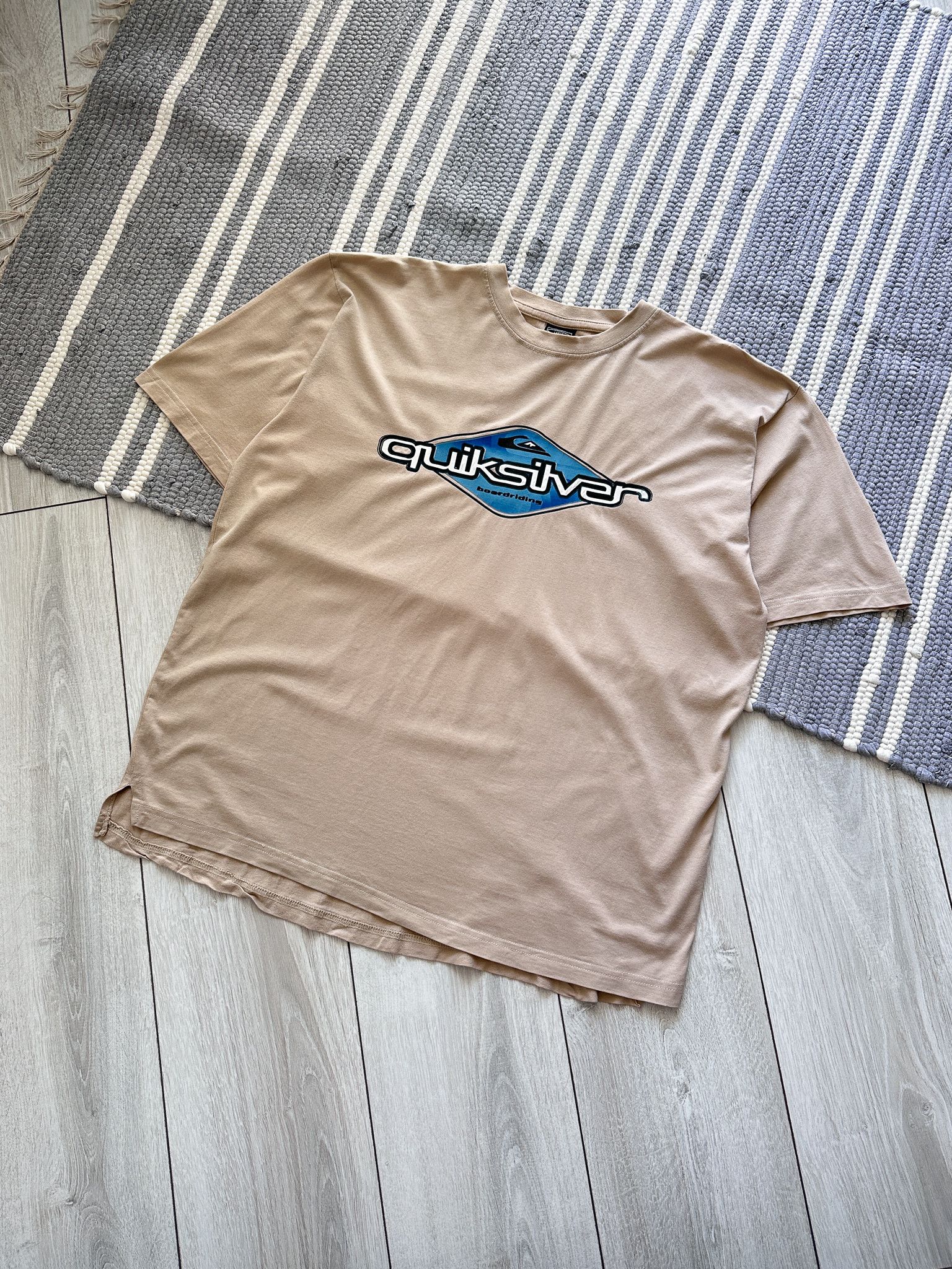 Quiksilver Vintage Quiksilver Beige Logo Tee Size US L / EU 52-54 / 3 - 1 Thumbnail