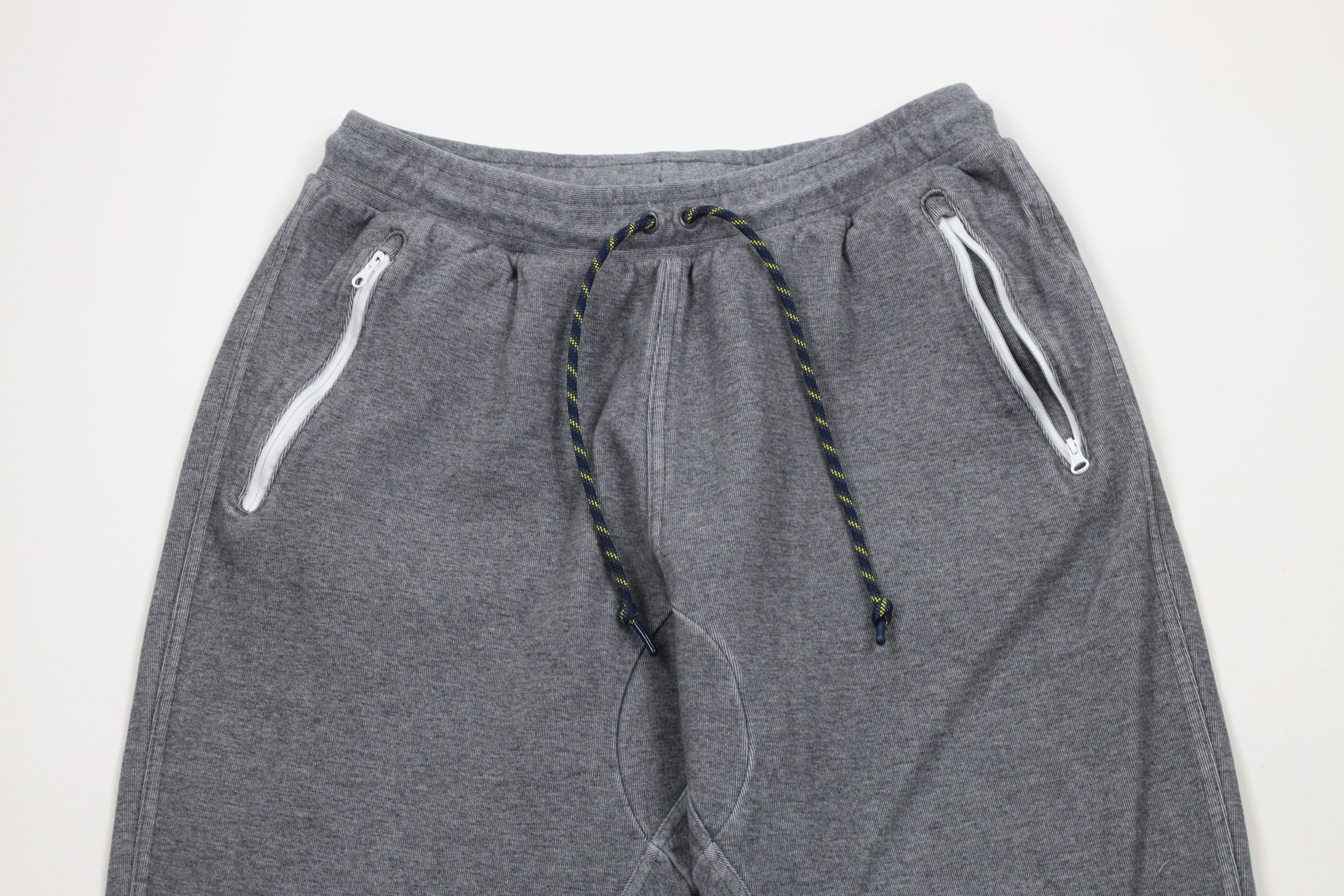 Nike × Vintage Nike Block University of Michigan Cuffed Sweatpants Joggers Size US 34 / EU 50 - 2 Thumbnail