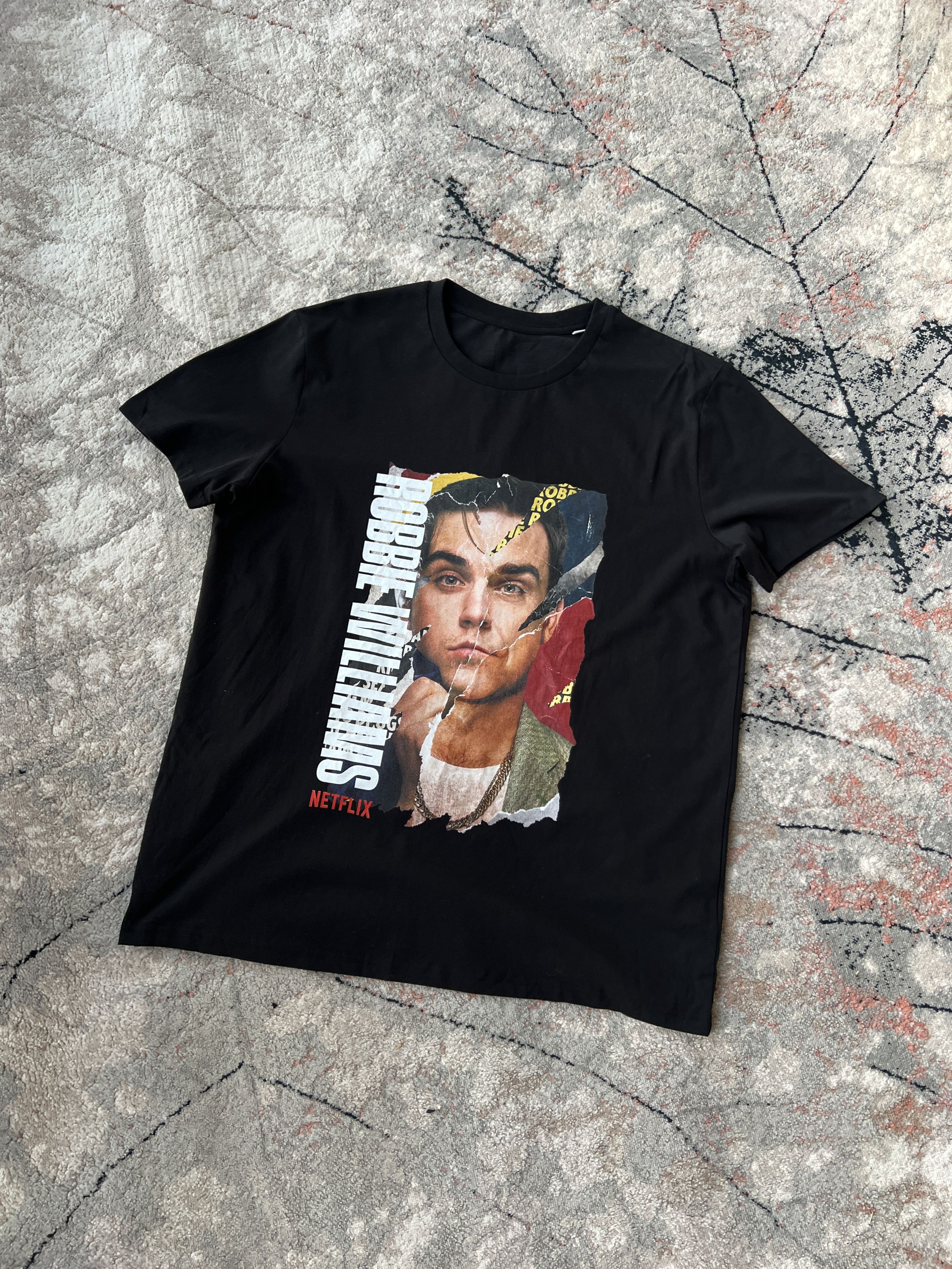 Band Tees Robbie Williams Netflix Tee Size US XXL / EU 58 / 5 - 1 Thumbnail
