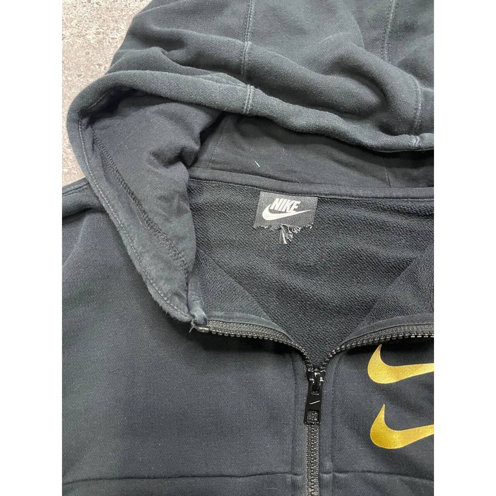 Nike Vintage Nike Drill Black Hoodie Gold Swoosh Full Zip Small Size US S / EU 44-46 / 1 - 2 Thumbnail