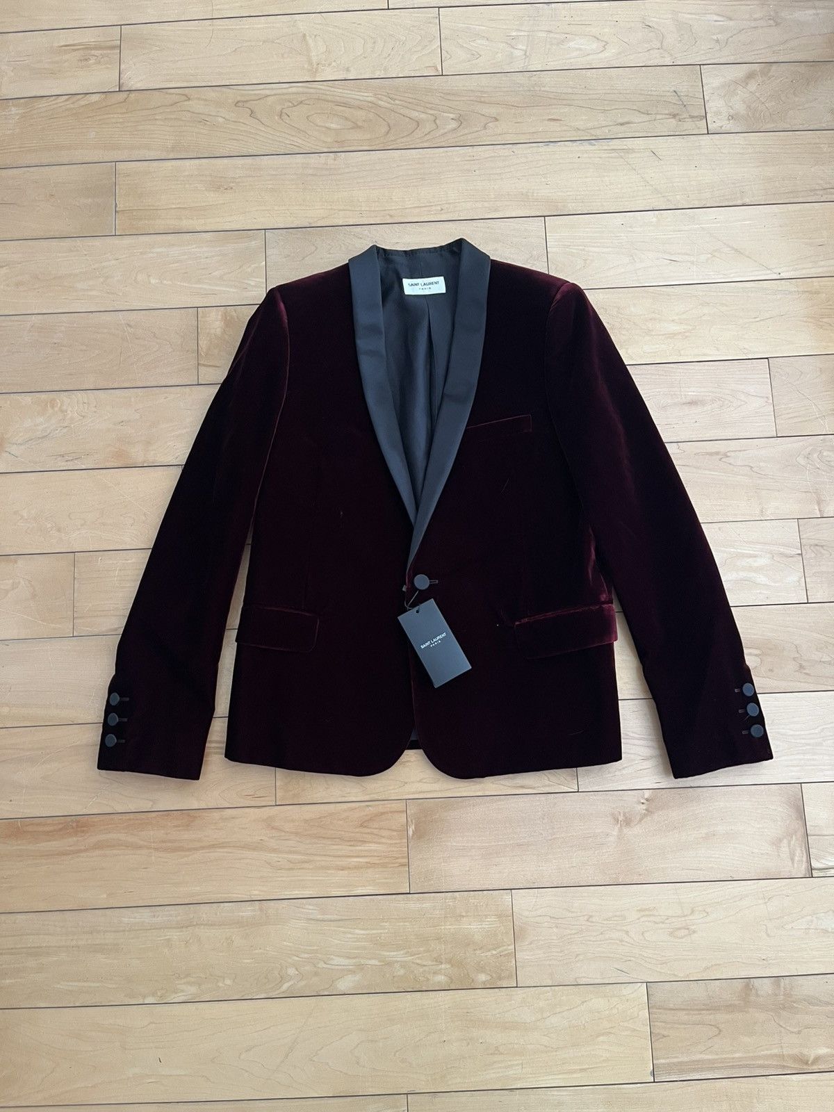 Saint Laurent Paris NWT - Saint Laurent Paris Velvet Blazer Size 44R - 1 Thumbnail
