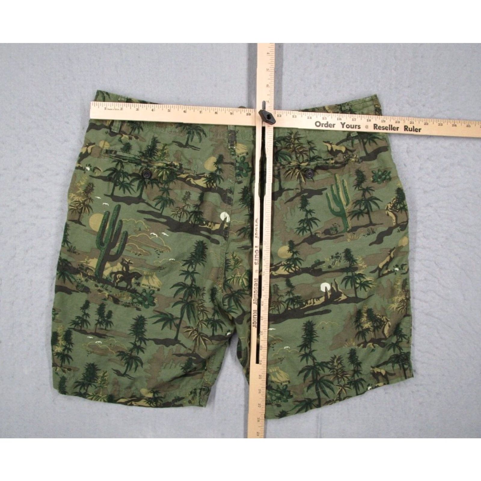Lucky Brand Lucky Brand Shorts Mens 36 Green Linen Blend 9" AOP Western Cactus Southwest Size US 36 / EU 52 - 6 Thumbnail