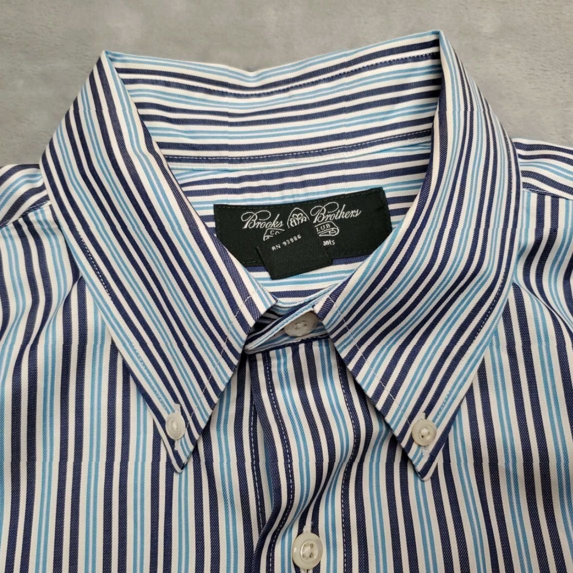 Brooks Brothers Brooks Brothers County Club Shirt Mens Large USA Egypt Cotton Slim Fit Striped Button-Up Size US L / EU 52-54 / 3 - 4 Thumbnail