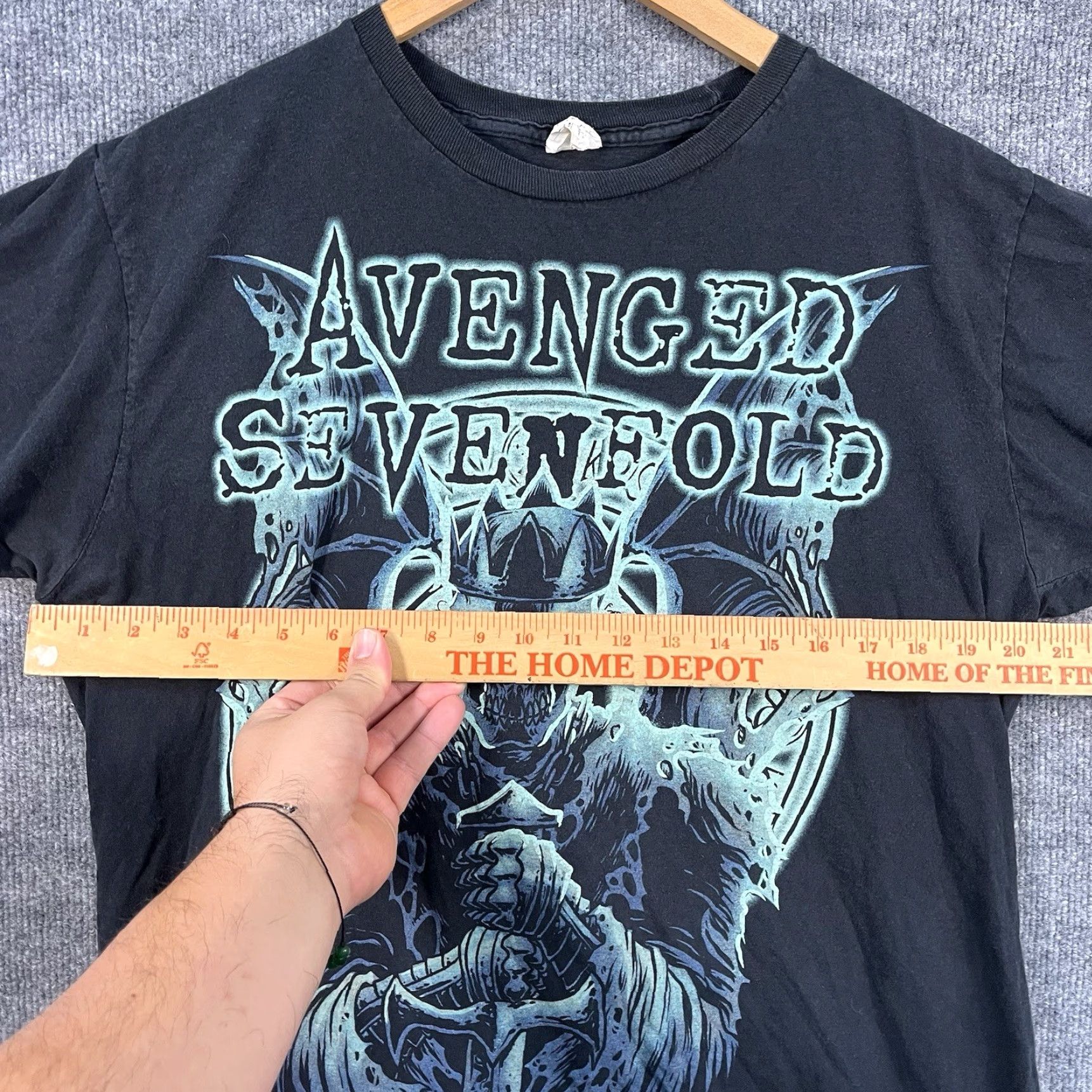 Vintage VINTAGE Avenged Sevenfold Hail To The King Mens Shirt XL Black Bay Island T-Shirt Band Big Graphic XL Mens Size US XL / EU 56 / 4 - 5 Thumbnail