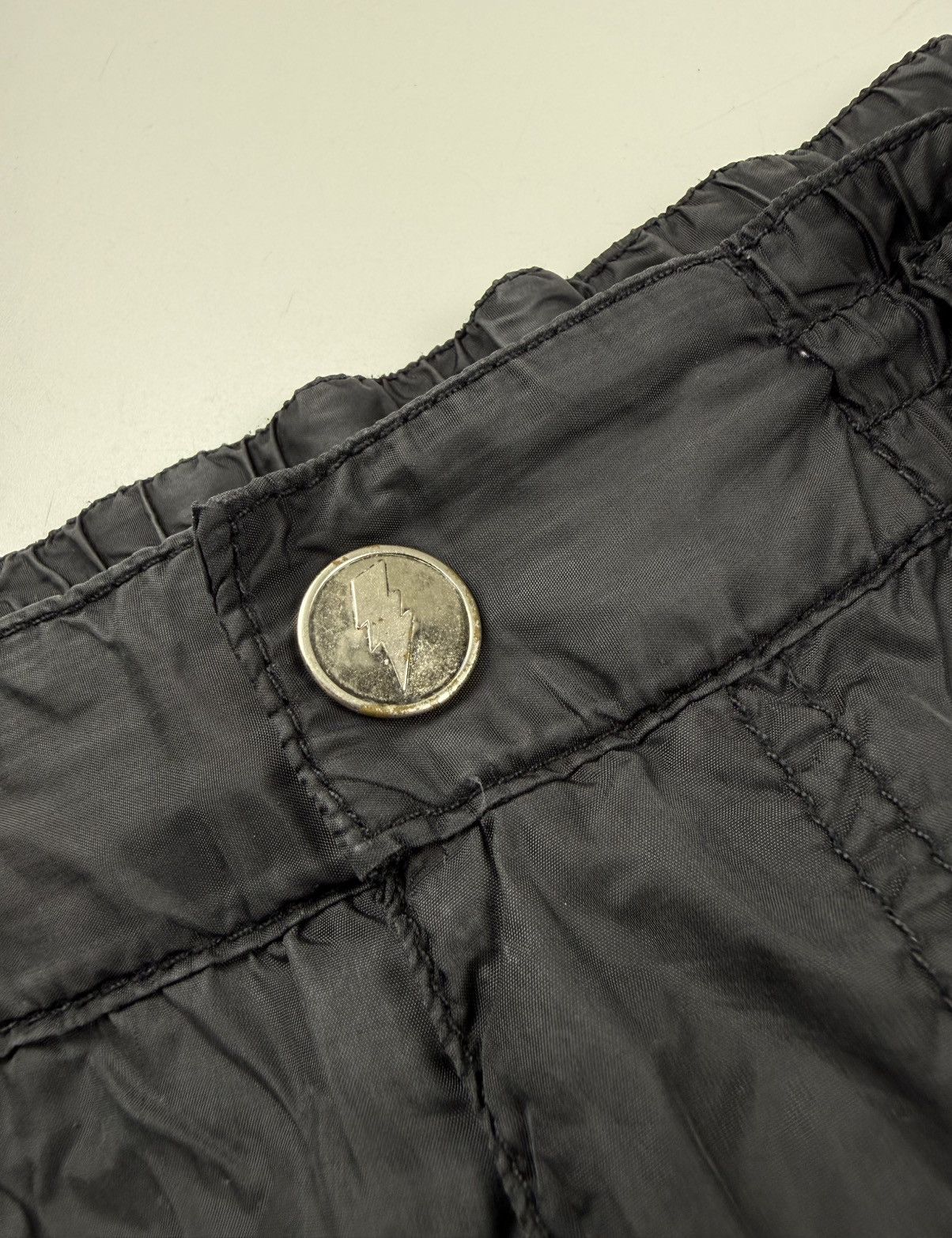 Walter Van Beirendonck Walter Van Beirendonck Nylon Pants Size US 36 / EU 52 - 7 Thumbnail